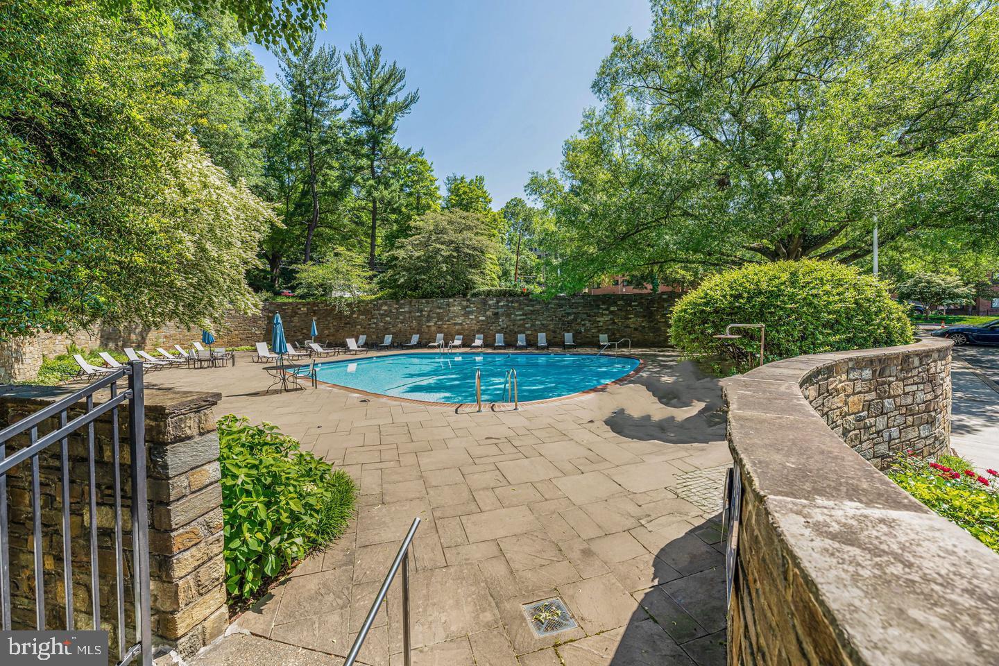 4000 TUNLAW RD NW #220, WASHINGTON, District Of Columbia 20007, 1 Bedroom Bedrooms, ,1 BathroomBathrooms,Residential,For sale,4000 TUNLAW RD NW #220,DCDC2222916 MLS # DCDC2222916