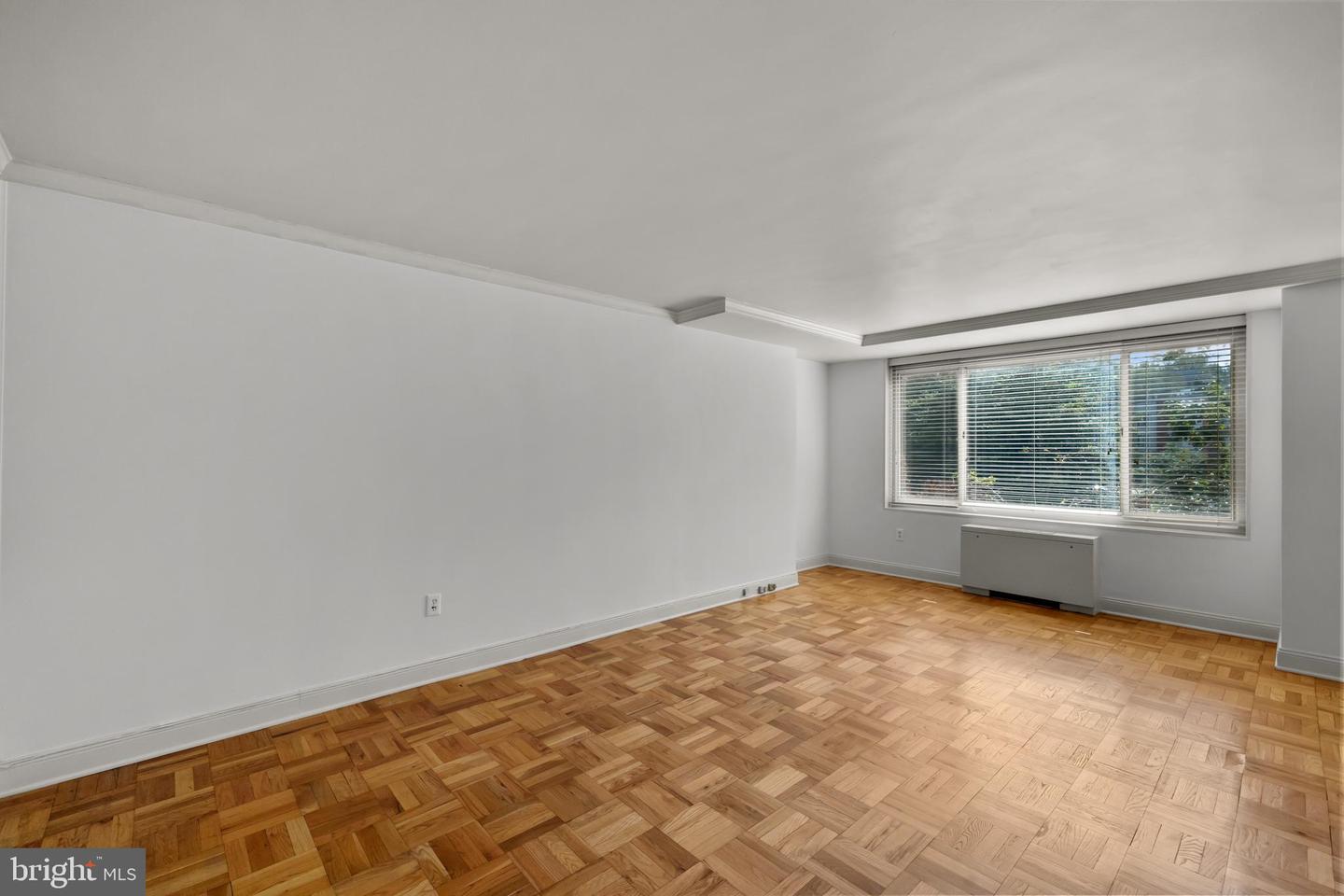 4000 TUNLAW RD NW #220, WASHINGTON, District Of Columbia 20007, 1 Bedroom Bedrooms, ,1 BathroomBathrooms,Residential,For sale,4000 TUNLAW RD NW #220,DCDC2222916 MLS # DCDC2222916