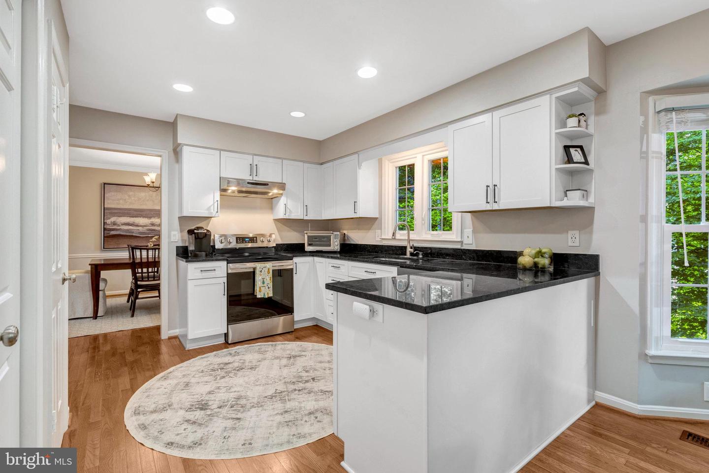 9524 OAK STREAM CT, FAIRFAX STATION, Virginia 22039, 4 Bedrooms Bedrooms, ,3 BathroomsBathrooms,Residential,For sale,9524 OAK STREAM CT,VAFX2268078 MLS # VAFX2268078