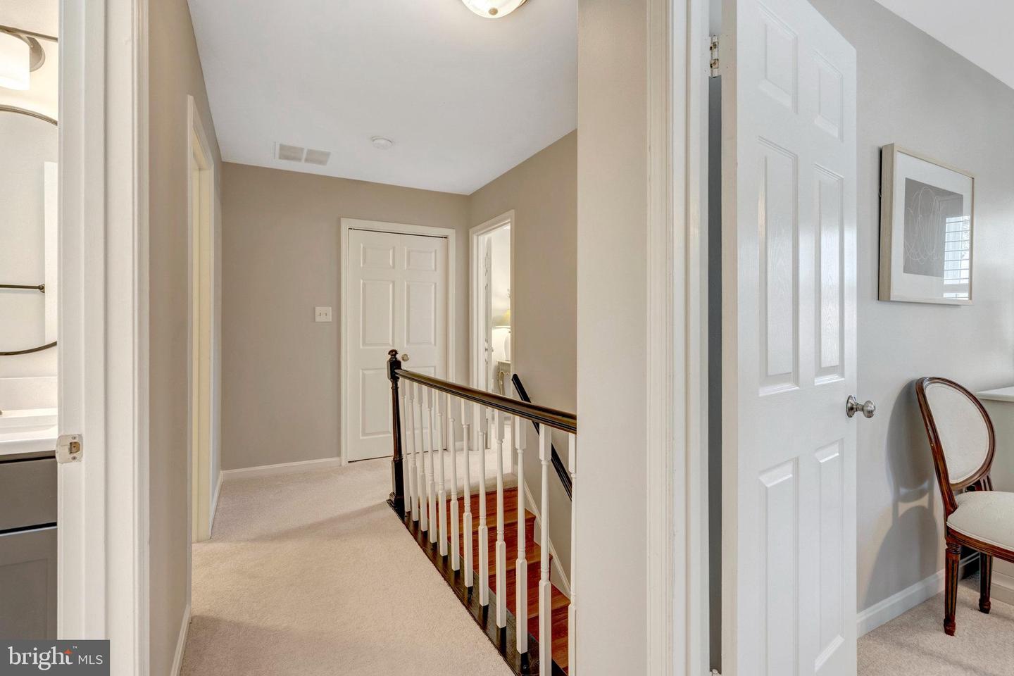 9524 OAK STREAM CT, FAIRFAX STATION, Virginia 22039, 4 Bedrooms Bedrooms, ,3 BathroomsBathrooms,Residential,For sale,9524 OAK STREAM CT,VAFX2268078 MLS # VAFX2268078