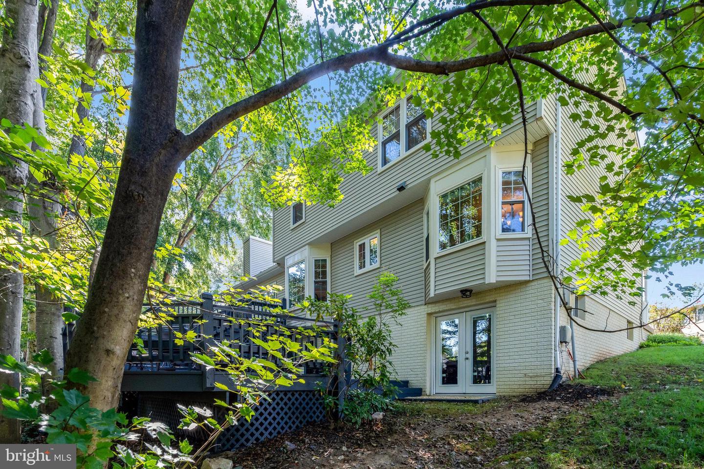 9524 OAK STREAM CT, FAIRFAX STATION, Virginia 22039, 4 Bedrooms Bedrooms, ,3 BathroomsBathrooms,Residential,For sale,9524 OAK STREAM CT,VAFX2268078 MLS # VAFX2268078