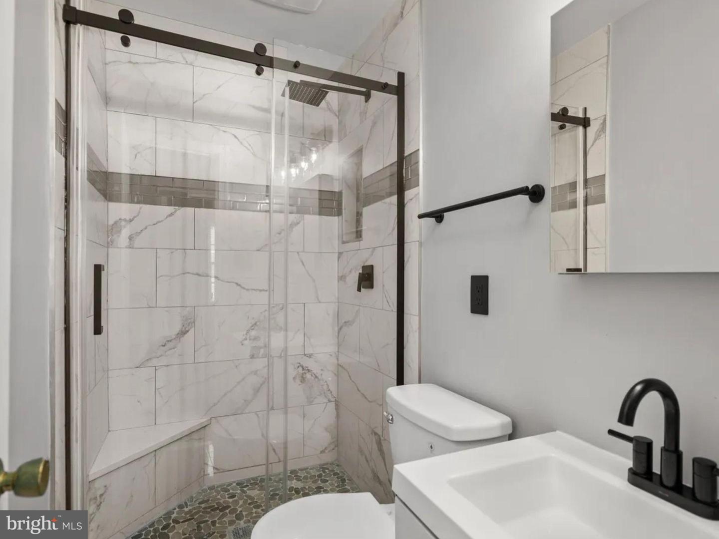1937 MARINER LN, WOODBRIDGE, Virginia 22192, 3 Bedrooms Bedrooms, 12 Rooms Rooms,3 BathroomsBathrooms,Residential,For sale,1937 MARINER LN,VAPW2104334 MLS # VAPW2104334