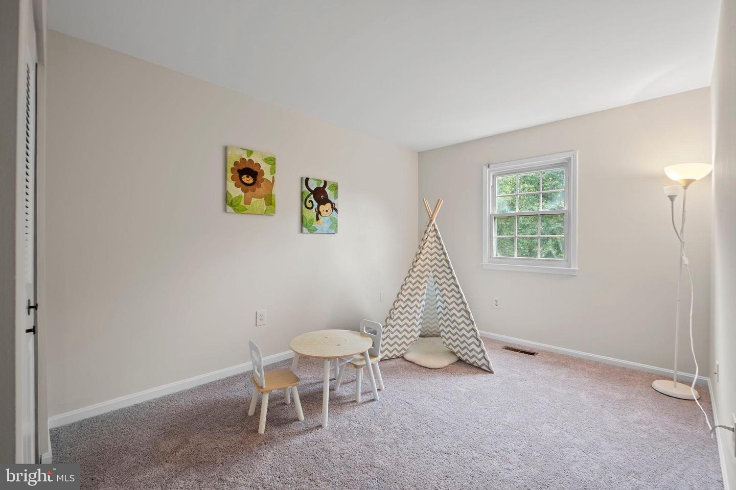 1937 MARINER LN, WOODBRIDGE, Virginia 22192, 3 Bedrooms Bedrooms, 12 Rooms Rooms,3 BathroomsBathrooms,Residential,For sale,1937 MARINER LN,VAPW2104334 MLS # VAPW2104334
