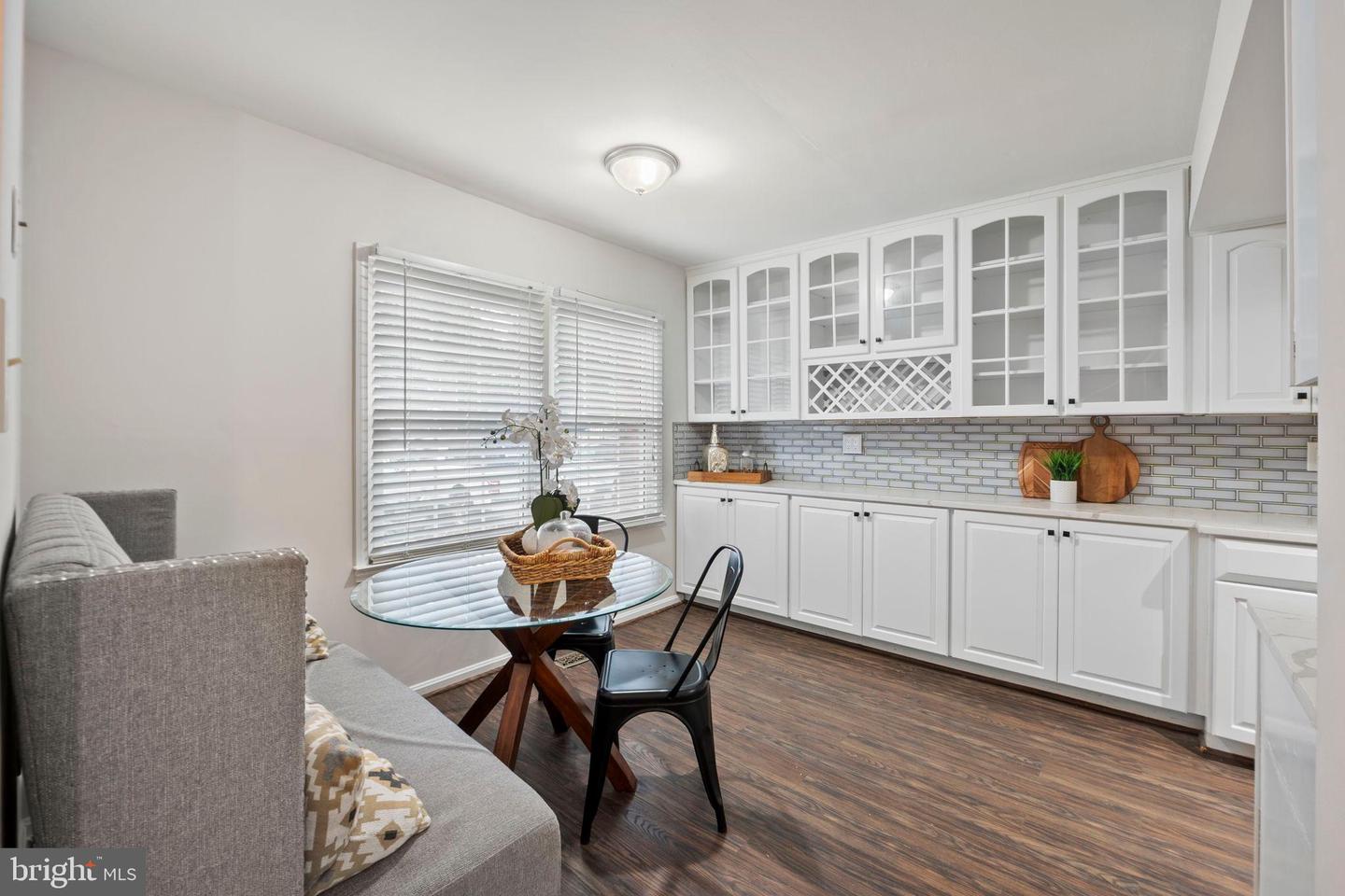 1937 MARINER LN, WOODBRIDGE, Virginia 22192, 3 Bedrooms Bedrooms, 12 Rooms Rooms,3 BathroomsBathrooms,Residential,For sale,1937 MARINER LN,VAPW2104334 MLS # VAPW2104334