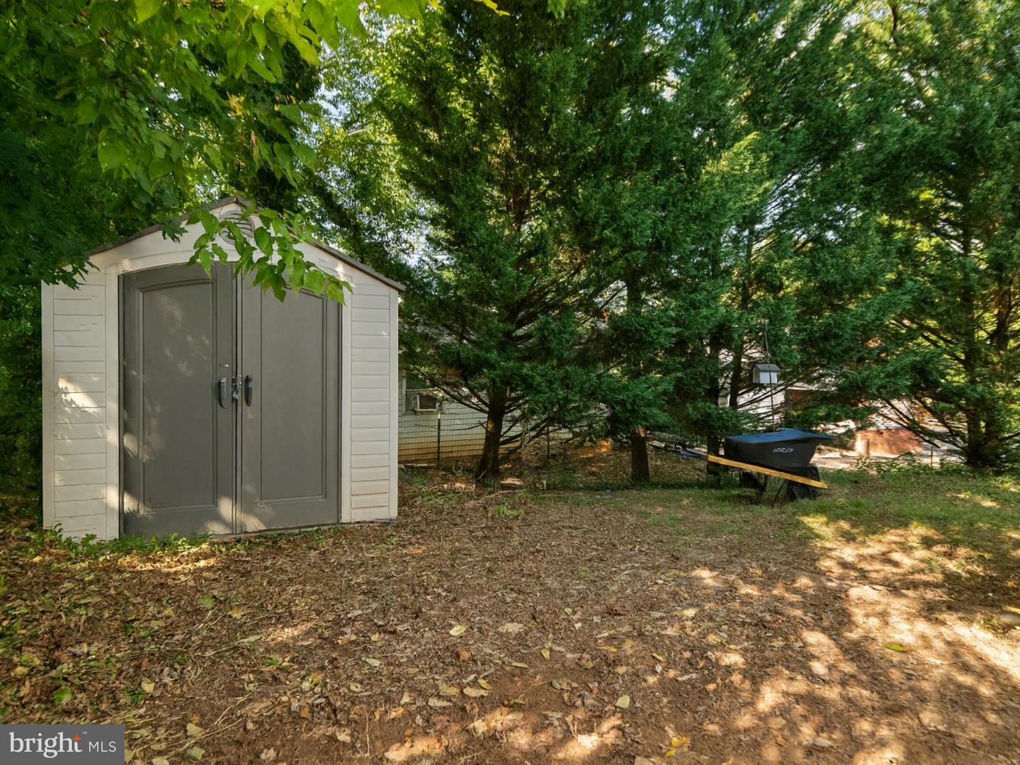 111 W 9TH ST, FRONT ROYAL, Virginia 22630, 3 Bedrooms Bedrooms, ,2 BathroomsBathrooms,Residential,For sale,111 W 9TH ST,VAWR2012324 MLS # VAWR2012324