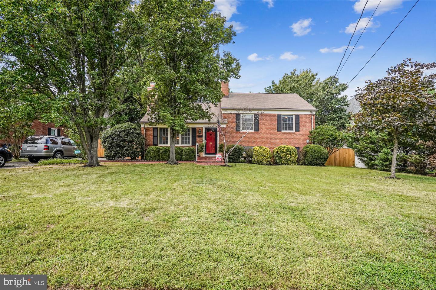 6108 DORCHESTER ST, SPRINGFIELD, Virginia 22150, 3 Bedrooms Bedrooms, ,2 BathroomsBathrooms,Residential,For sale,6108 DORCHESTER ST,VAFX2268130 MLS # VAFX2268130