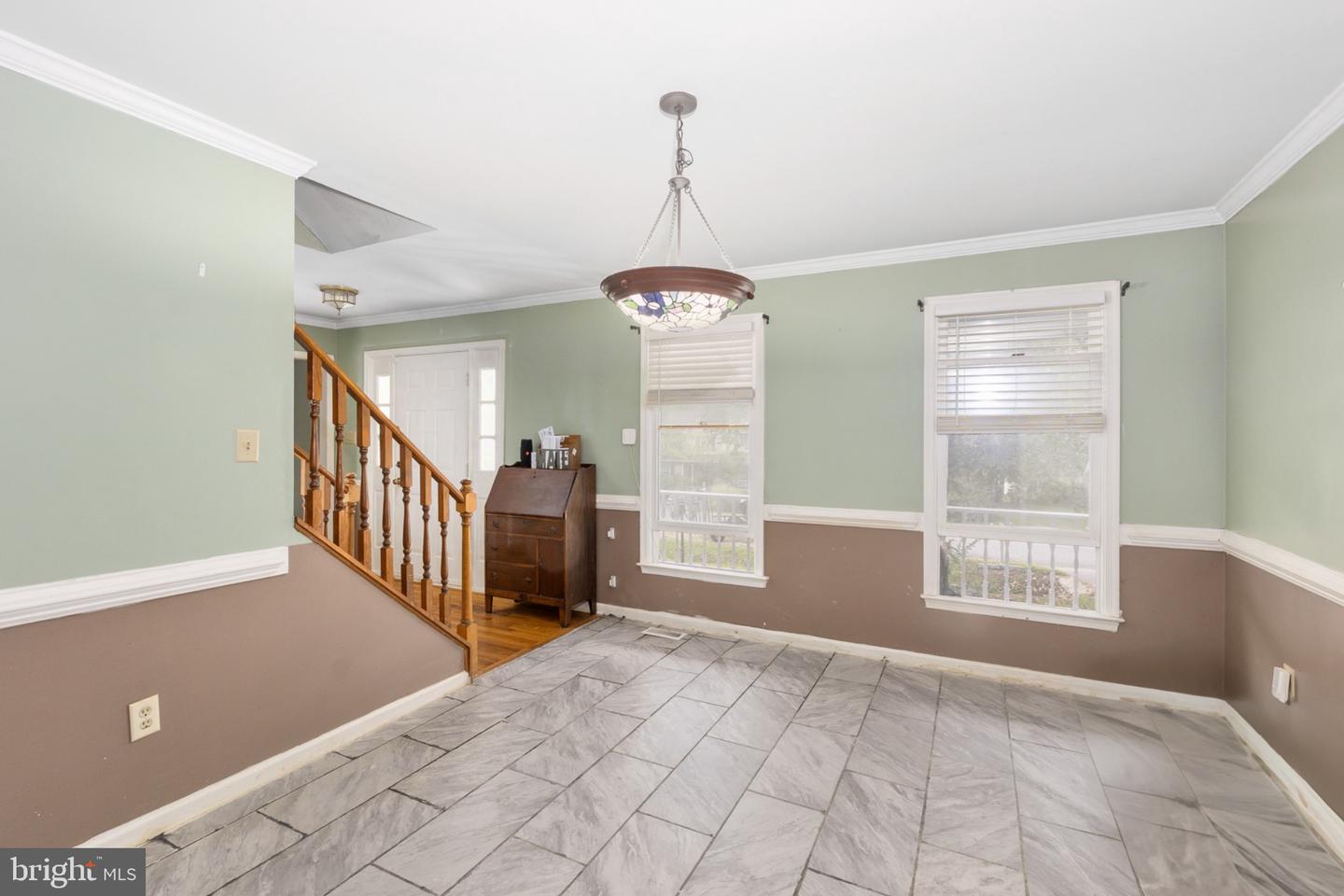 10611 MAPLE RIDGE DR, SPOTSYLVANIA, Virginia 22553, 4 Bedrooms Bedrooms, 11 Rooms Rooms,2 BathroomsBathrooms,Residential,For sale,10611 MAPLE RIDGE DR,VASP2036350 MLS # VASP2036350