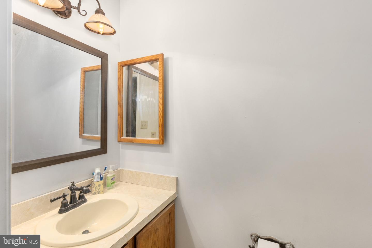 10611 MAPLE RIDGE DR, SPOTSYLVANIA, Virginia 22553, 4 Bedrooms Bedrooms, 11 Rooms Rooms,2 BathroomsBathrooms,Residential,For sale,10611 MAPLE RIDGE DR,VASP2036350 MLS # VASP2036350