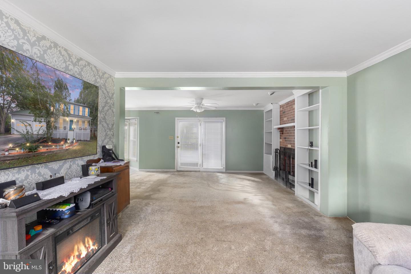 10611 MAPLE RIDGE DR, SPOTSYLVANIA, Virginia 22553, 4 Bedrooms Bedrooms, 11 Rooms Rooms,2 BathroomsBathrooms,Residential,For sale,10611 MAPLE RIDGE DR,VASP2036350 MLS # VASP2036350