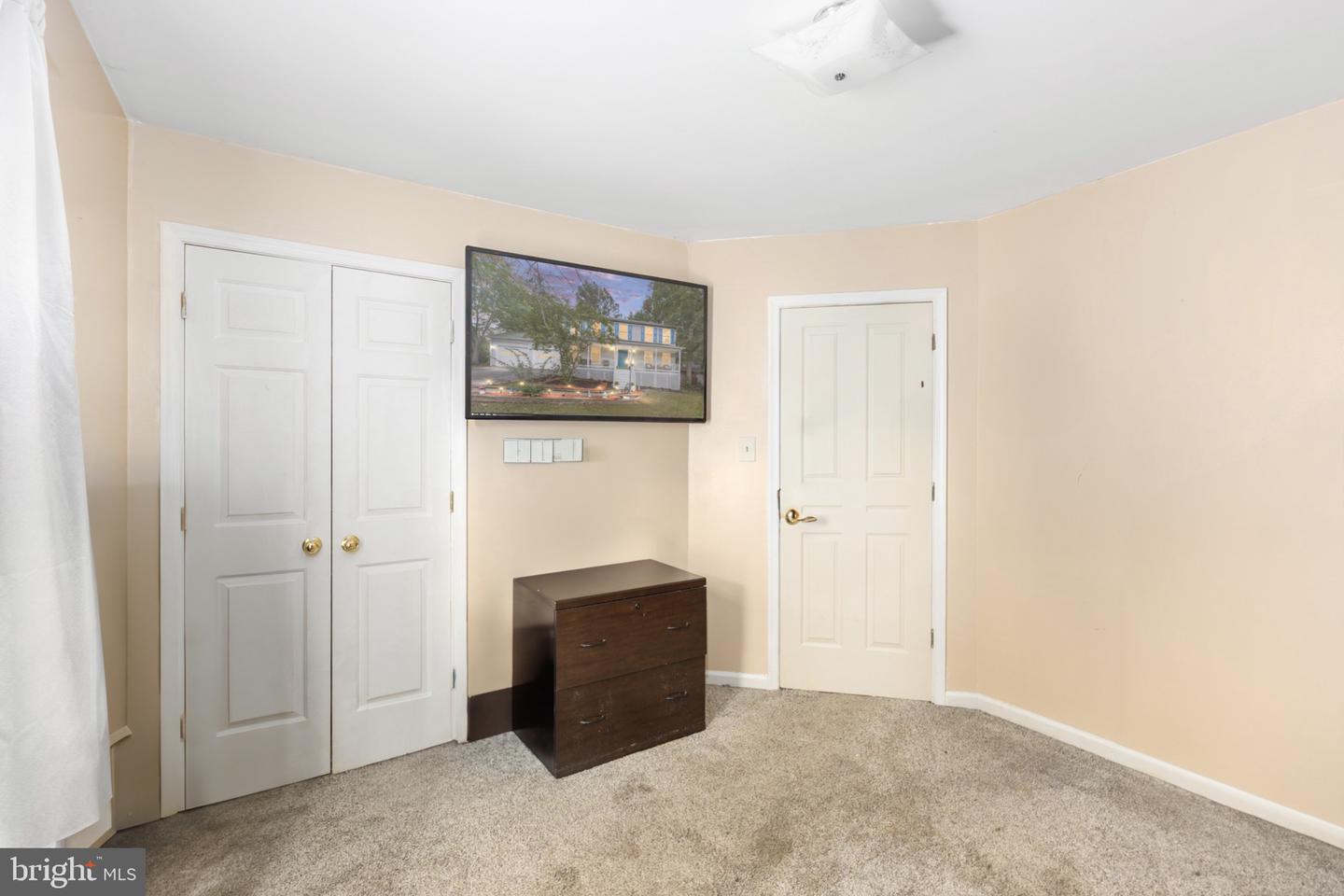 10611 MAPLE RIDGE DR, SPOTSYLVANIA, Virginia 22553, 4 Bedrooms Bedrooms, 11 Rooms Rooms,2 BathroomsBathrooms,Residential,For sale,10611 MAPLE RIDGE DR,VASP2036350 MLS # VASP2036350