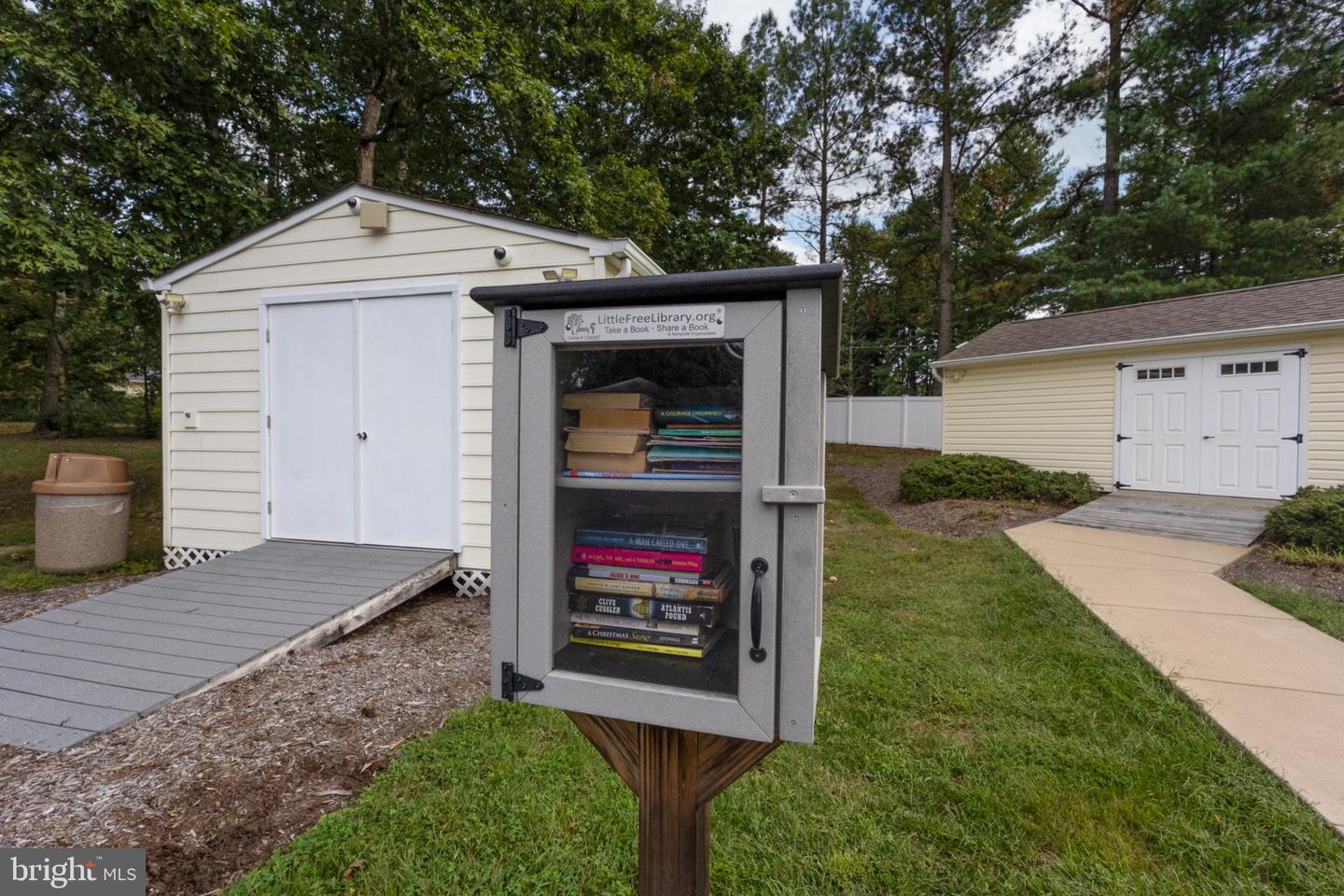 10611 MAPLE RIDGE DR, SPOTSYLVANIA, Virginia 22553, 4 Bedrooms Bedrooms, 11 Rooms Rooms,2 BathroomsBathrooms,Residential,For sale,10611 MAPLE RIDGE DR,VASP2036350 MLS # VASP2036350