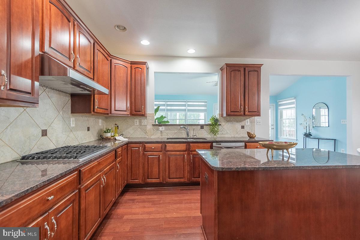 43308 BARNSTEAD DR, ASHBURN, Virginia 20148, 5 Bedrooms Bedrooms, ,5 BathroomsBathrooms,Residential,For sale,43308 BARNSTEAD DR,VALO2107206 MLS # VALO2107206