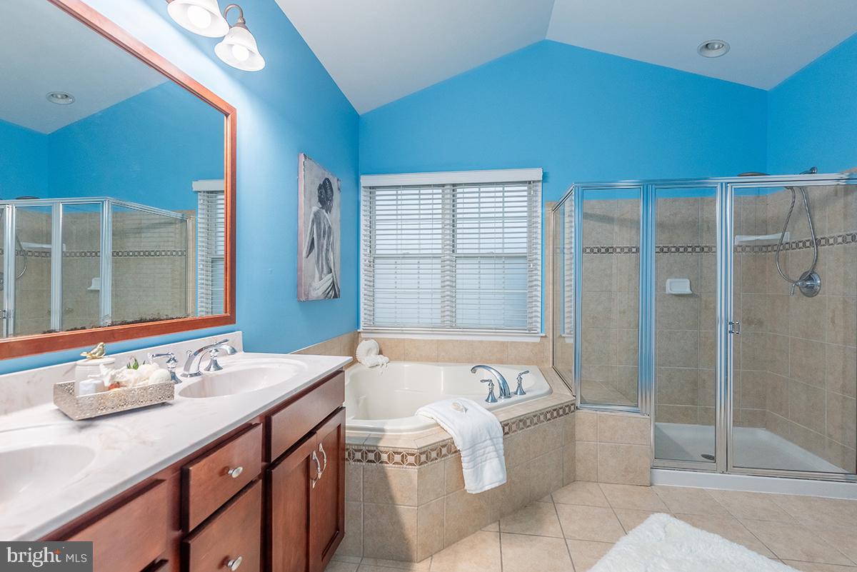 43308 BARNSTEAD DR, ASHBURN, Virginia 20148, 5 Bedrooms Bedrooms, ,5 BathroomsBathrooms,Residential,For sale,43308 BARNSTEAD DR,VALO2107206 MLS # VALO2107206