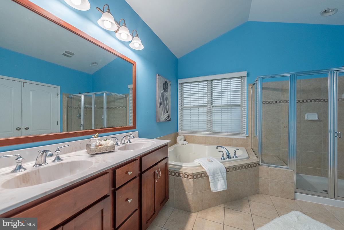 43308 BARNSTEAD DR, ASHBURN, Virginia 20148, 5 Bedrooms Bedrooms, ,5 BathroomsBathrooms,Residential,For sale,43308 BARNSTEAD DR,VALO2107206 MLS # VALO2107206