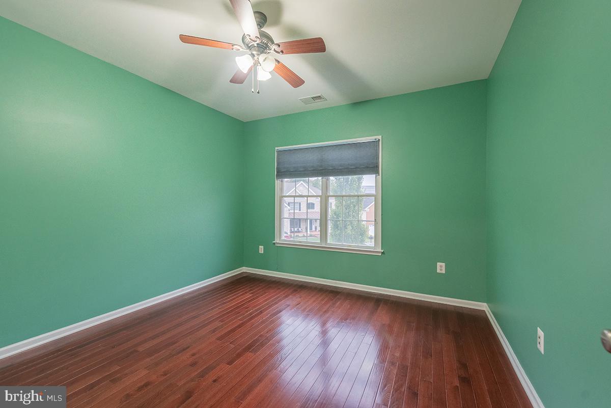 43308 BARNSTEAD DR, ASHBURN, Virginia 20148, 5 Bedrooms Bedrooms, ,5 BathroomsBathrooms,Residential,For sale,43308 BARNSTEAD DR,VALO2107206 MLS # VALO2107206