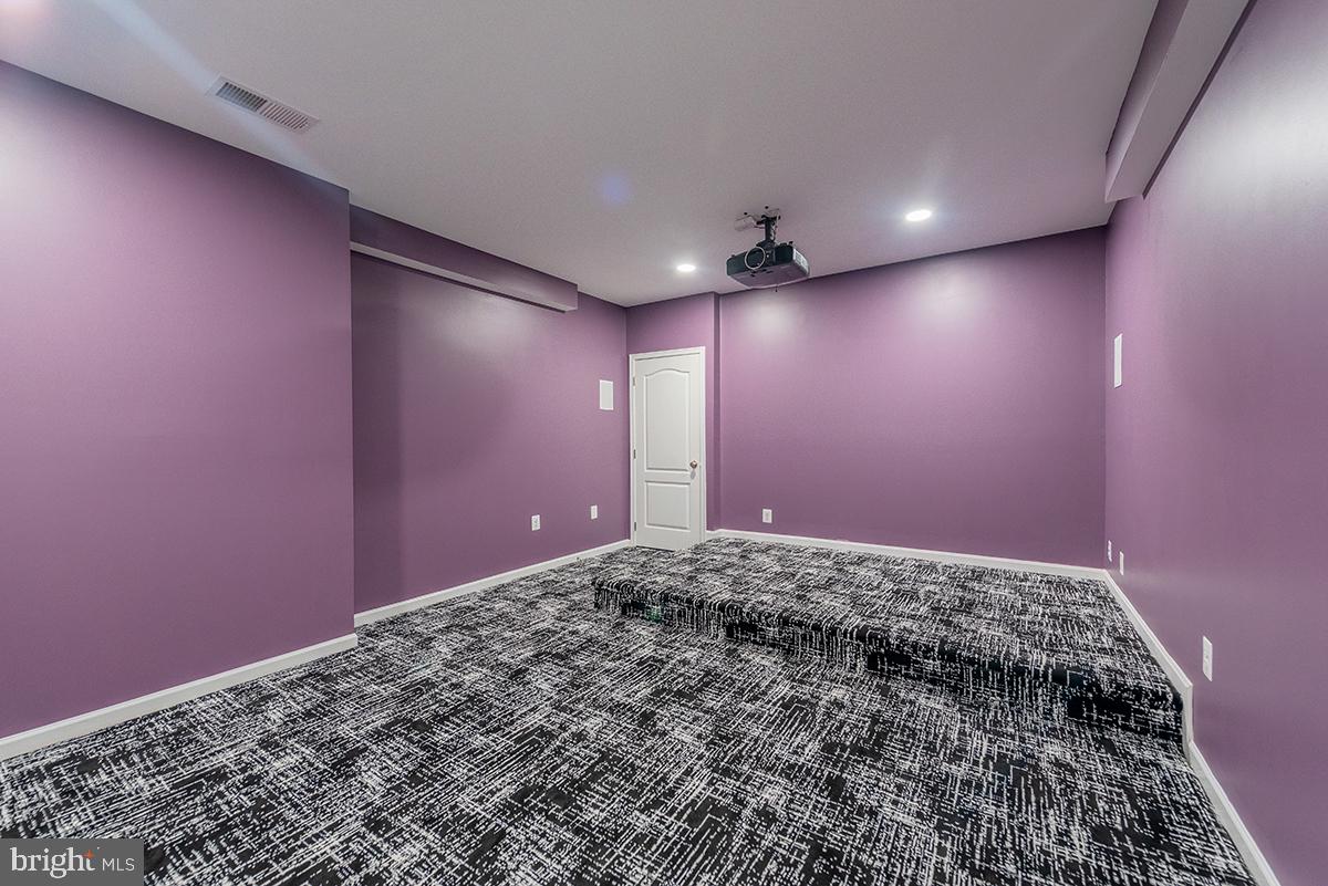 43308 BARNSTEAD DR, ASHBURN, Virginia 20148, 5 Bedrooms Bedrooms, ,5 BathroomsBathrooms,Residential,For sale,43308 BARNSTEAD DR,VALO2107206 MLS # VALO2107206