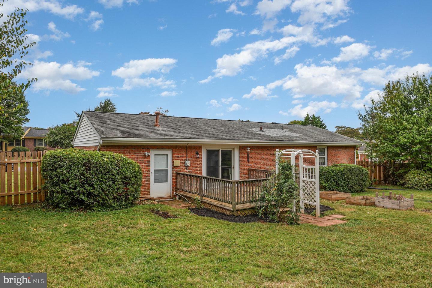 2140 CYPRESS DR, CULPEPER, Virginia 22701, 3 Bedrooms Bedrooms, ,2 BathroomsBathrooms,Residential,For sale,2140 CYPRESS DR,VACU2011618 MLS # VACU2011618