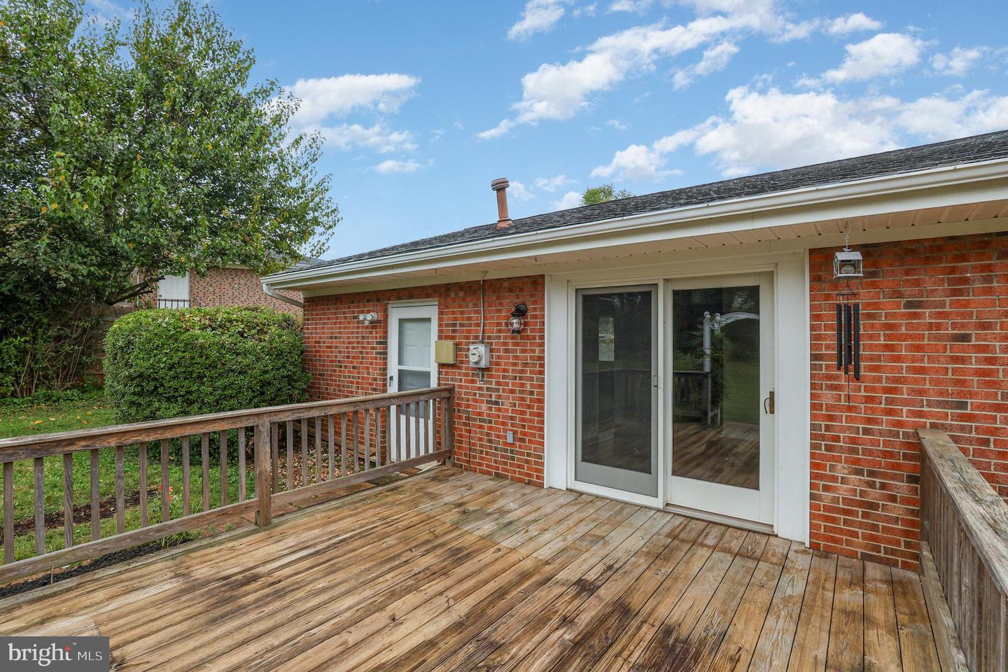 2140 CYPRESS DR, CULPEPER, Virginia 22701, 3 Bedrooms Bedrooms, ,2 BathroomsBathrooms,Residential,For sale,2140 CYPRESS DR,VACU2011618 MLS # VACU2011618