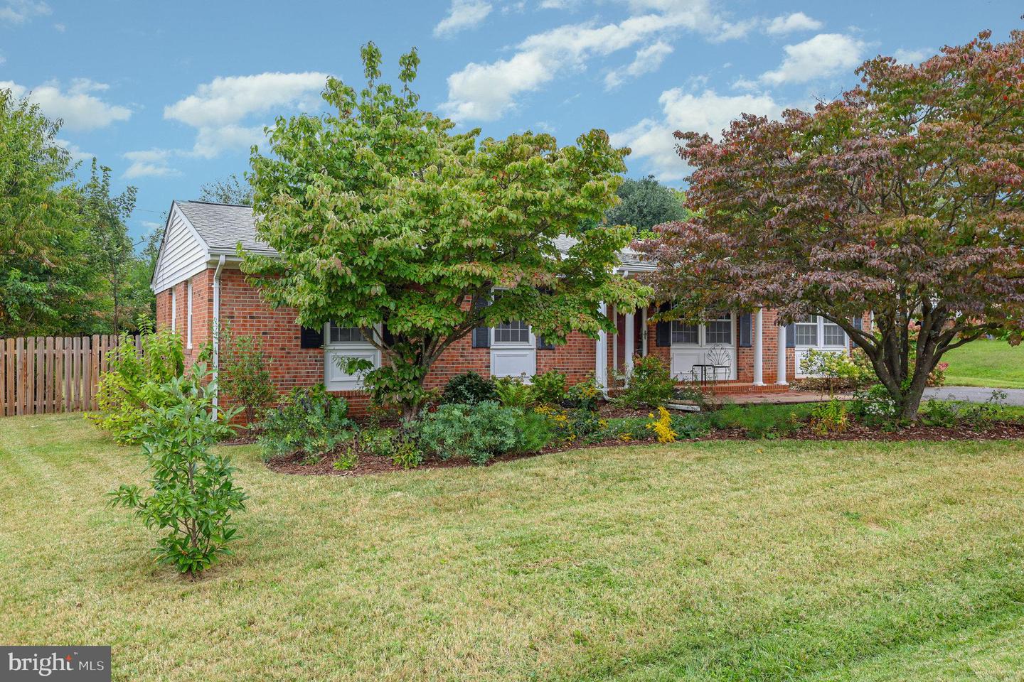 2140 CYPRESS DR, CULPEPER, Virginia 22701, 3 Bedrooms Bedrooms, ,2 BathroomsBathrooms,Residential,For sale,2140 CYPRESS DR,VACU2011618 MLS # VACU2011618