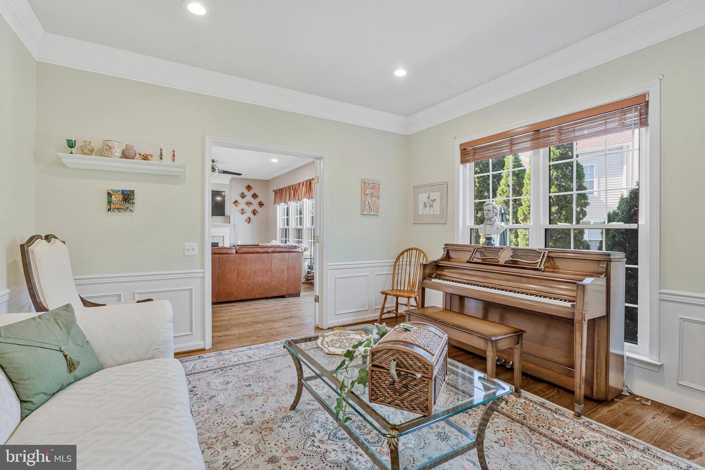 12492 FOX VIEW WAY, RESTON, Virginia 20191, 4 Bedrooms Bedrooms, ,4 BathroomsBathrooms,Residential,For sale,12492 FOX VIEW WAY,VAFX2268260 MLS # VAFX2268260