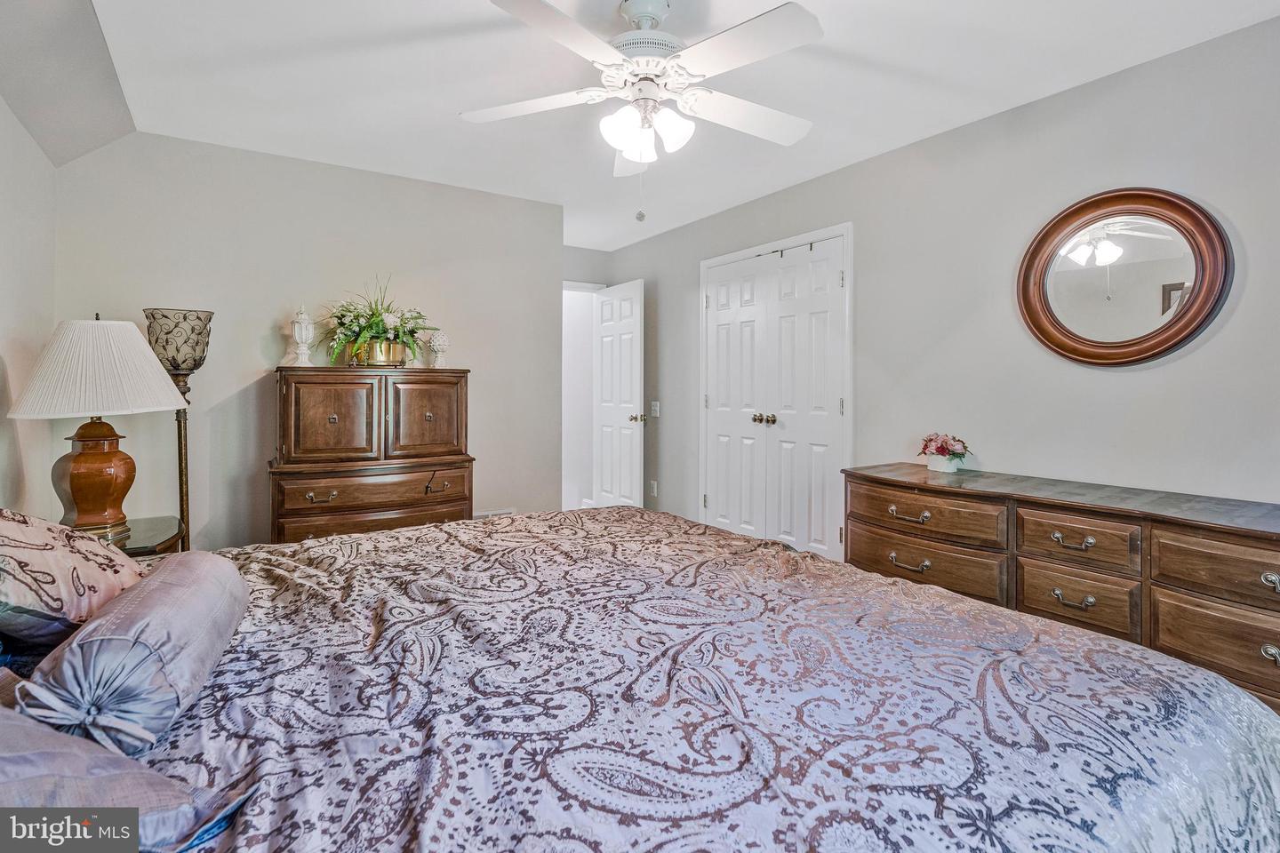 12492 FOX VIEW WAY, RESTON, Virginia 20191, 4 Bedrooms Bedrooms, ,4 BathroomsBathrooms,Residential,For sale,12492 FOX VIEW WAY,VAFX2268260 MLS # VAFX2268260
