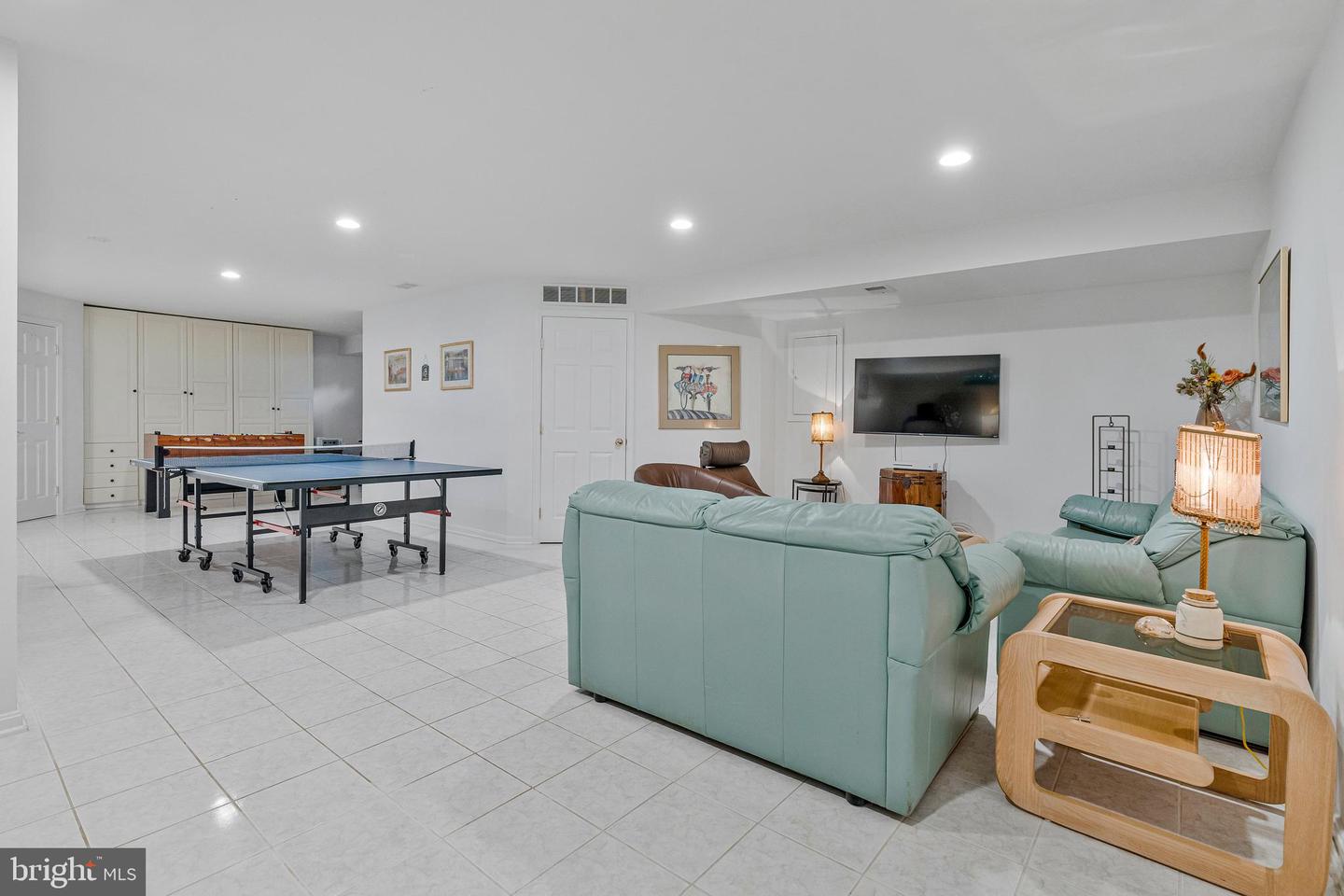 12492 FOX VIEW WAY, RESTON, Virginia 20191, 4 Bedrooms Bedrooms, ,4 BathroomsBathrooms,Residential,For sale,12492 FOX VIEW WAY,VAFX2268260 MLS # VAFX2268260