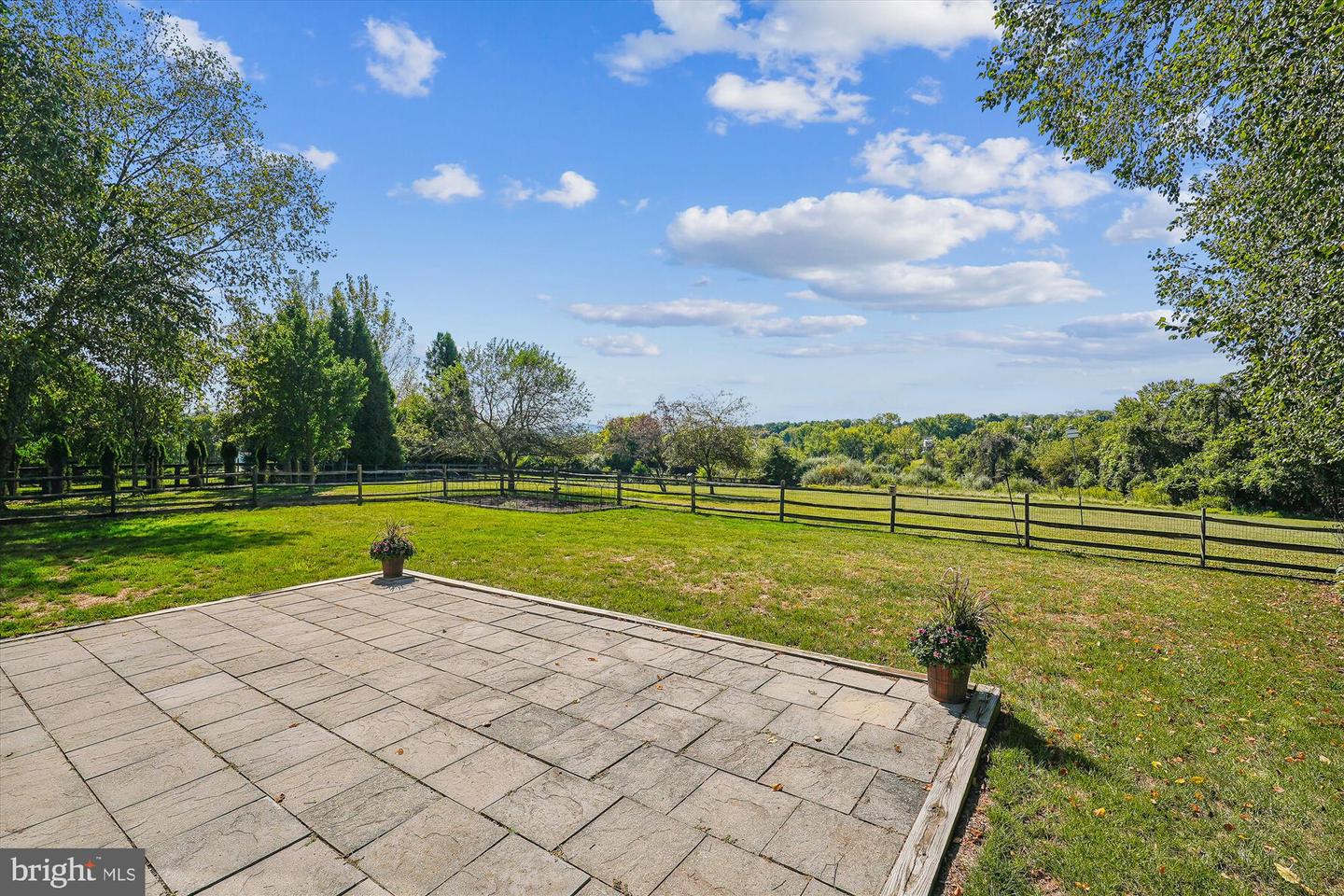 40941 SYCAMORE CREEK LN, LOVETTSVILLE, Virginia 20180, 4 Bedrooms Bedrooms, ,2 BathroomsBathrooms,Residential,For sale,40941 SYCAMORE CREEK LN,VALO2107214 MLS # VALO2107214