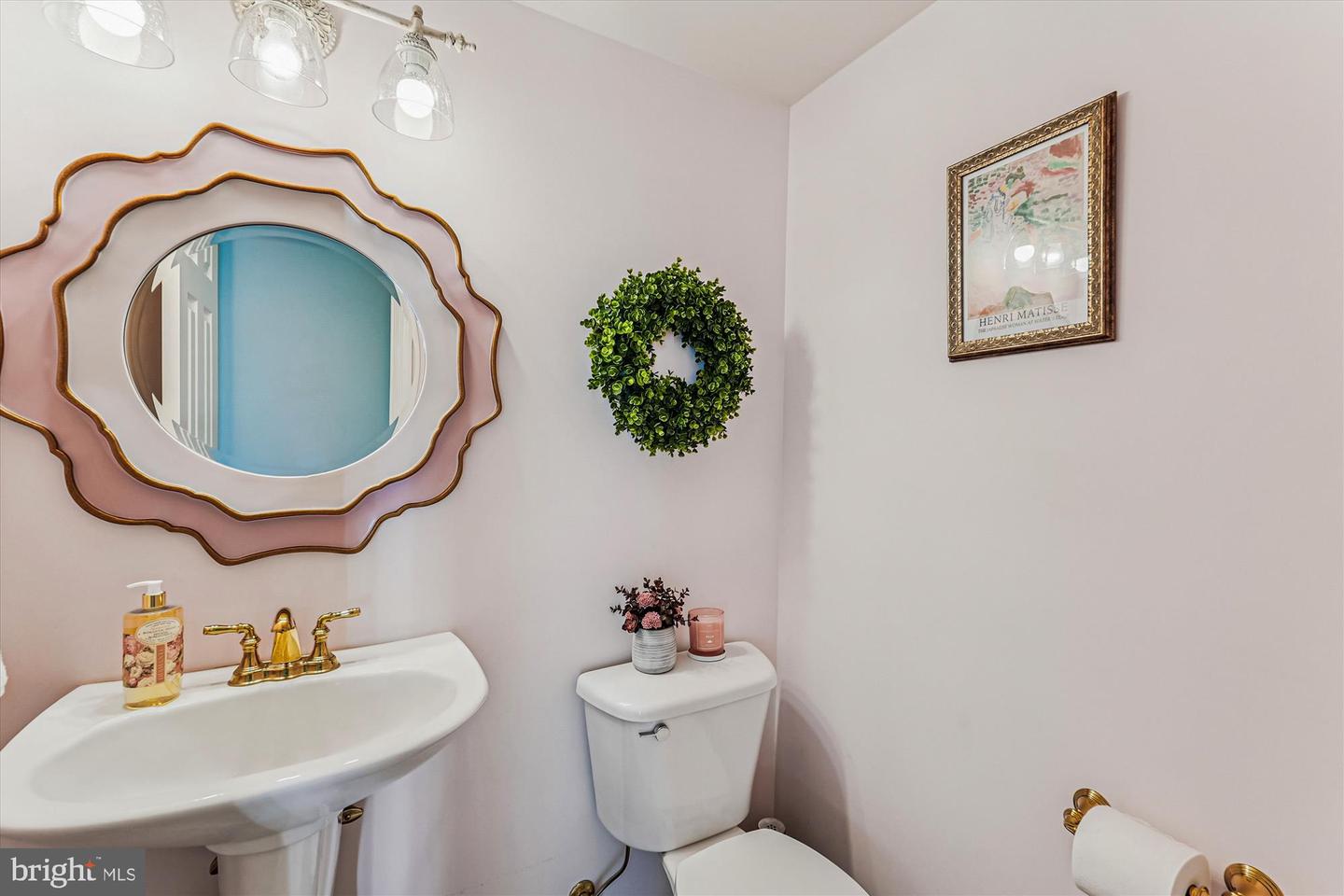 40941 SYCAMORE CREEK LN, LOVETTSVILLE, Virginia 20180, 4 Bedrooms Bedrooms, ,2 BathroomsBathrooms,Residential,For sale,40941 SYCAMORE CREEK LN,VALO2107214 MLS # VALO2107214