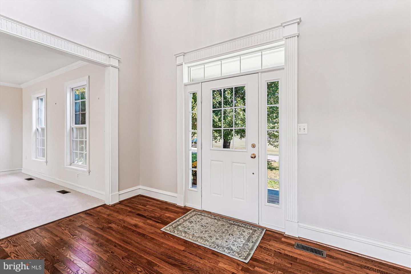 40941 SYCAMORE CREEK LN, LOVETTSVILLE, Virginia 20180, 4 Bedrooms Bedrooms, ,2 BathroomsBathrooms,Residential,For sale,40941 SYCAMORE CREEK LN,VALO2107214 MLS # VALO2107214