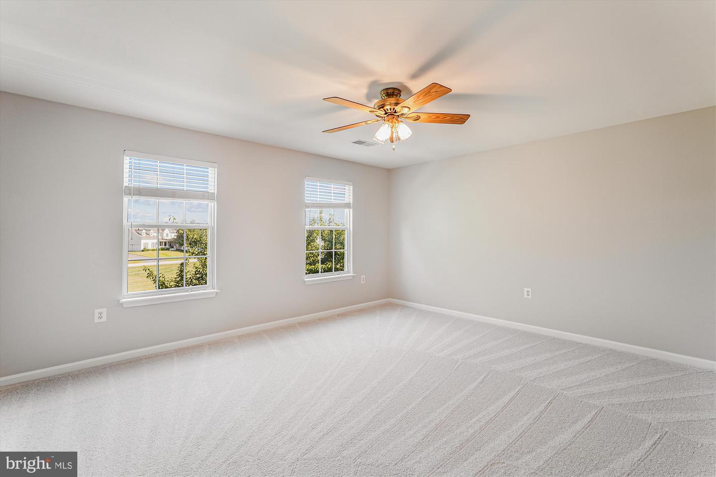 40941 SYCAMORE CREEK LN, LOVETTSVILLE, Virginia 20180, 4 Bedrooms Bedrooms, ,2 BathroomsBathrooms,Residential,For sale,40941 SYCAMORE CREEK LN,VALO2107214 MLS # VALO2107214