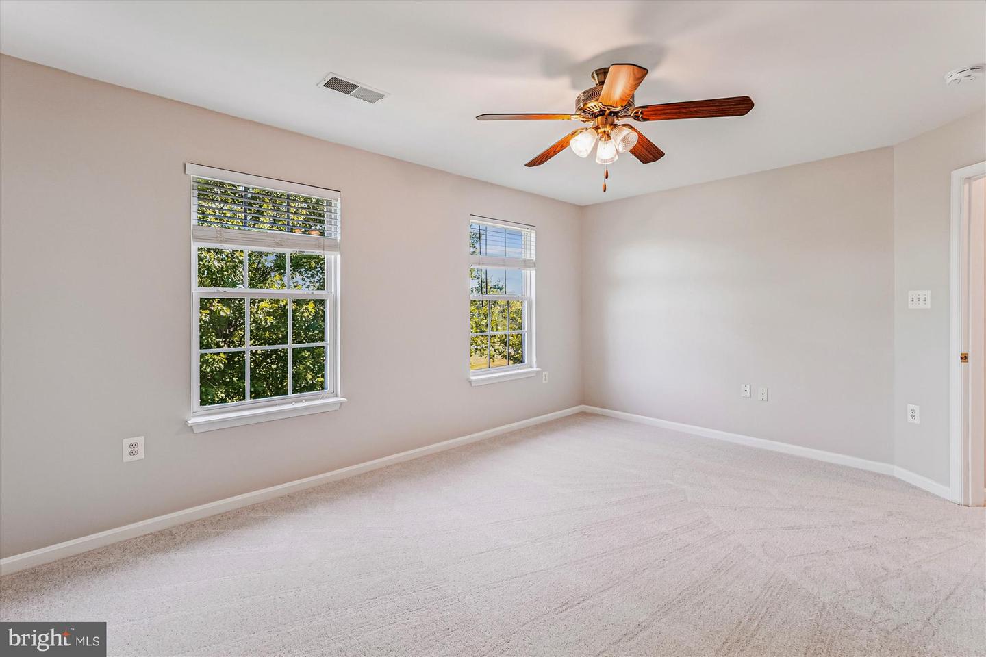 40941 SYCAMORE CREEK LN, LOVETTSVILLE, Virginia 20180, 4 Bedrooms Bedrooms, ,2 BathroomsBathrooms,Residential,For sale,40941 SYCAMORE CREEK LN,VALO2107214 MLS # VALO2107214