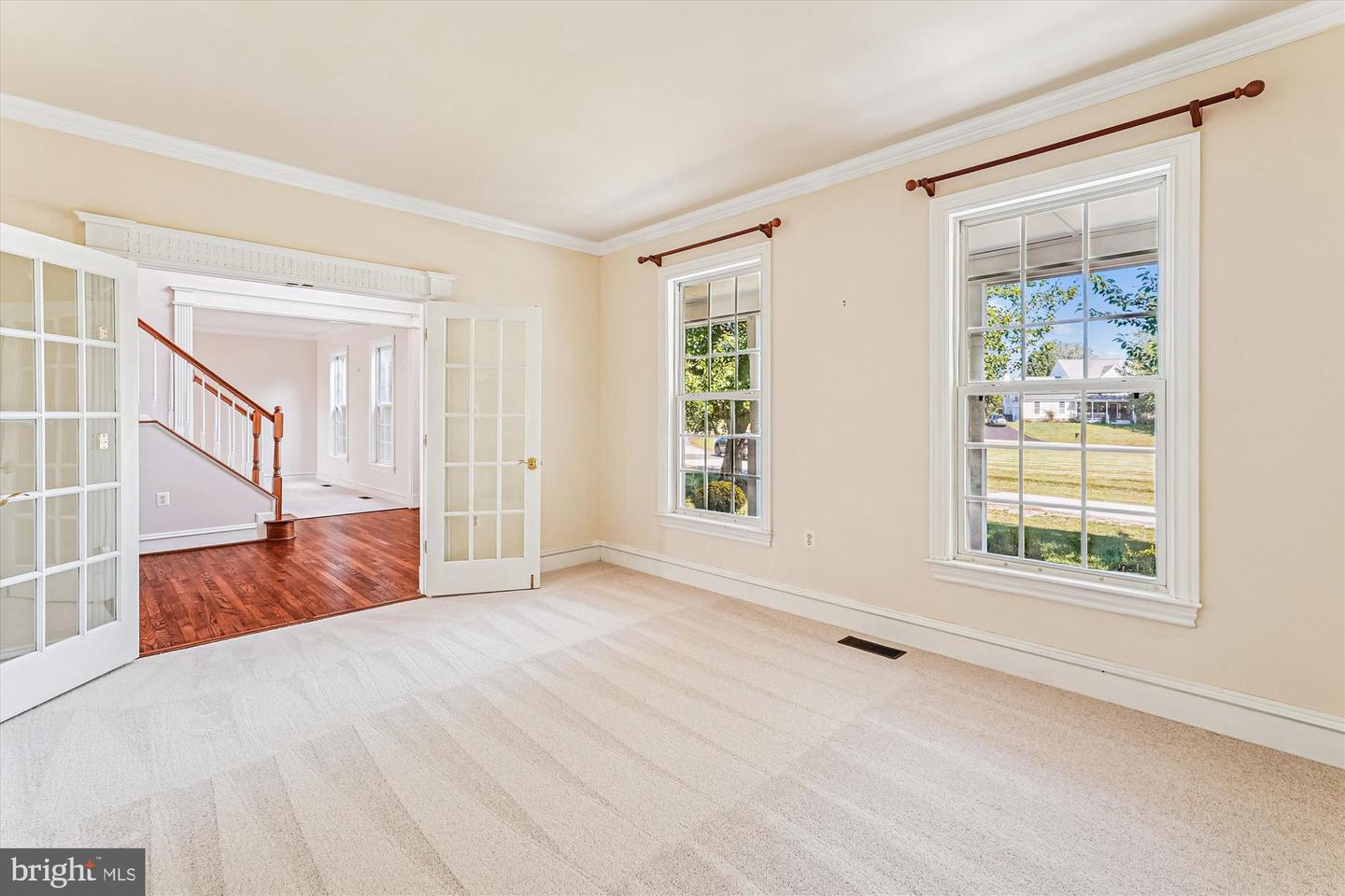 40941 SYCAMORE CREEK LN, LOVETTSVILLE, Virginia 20180, 4 Bedrooms Bedrooms, ,2 BathroomsBathrooms,Residential,For sale,40941 SYCAMORE CREEK LN,VALO2107214 MLS # VALO2107214