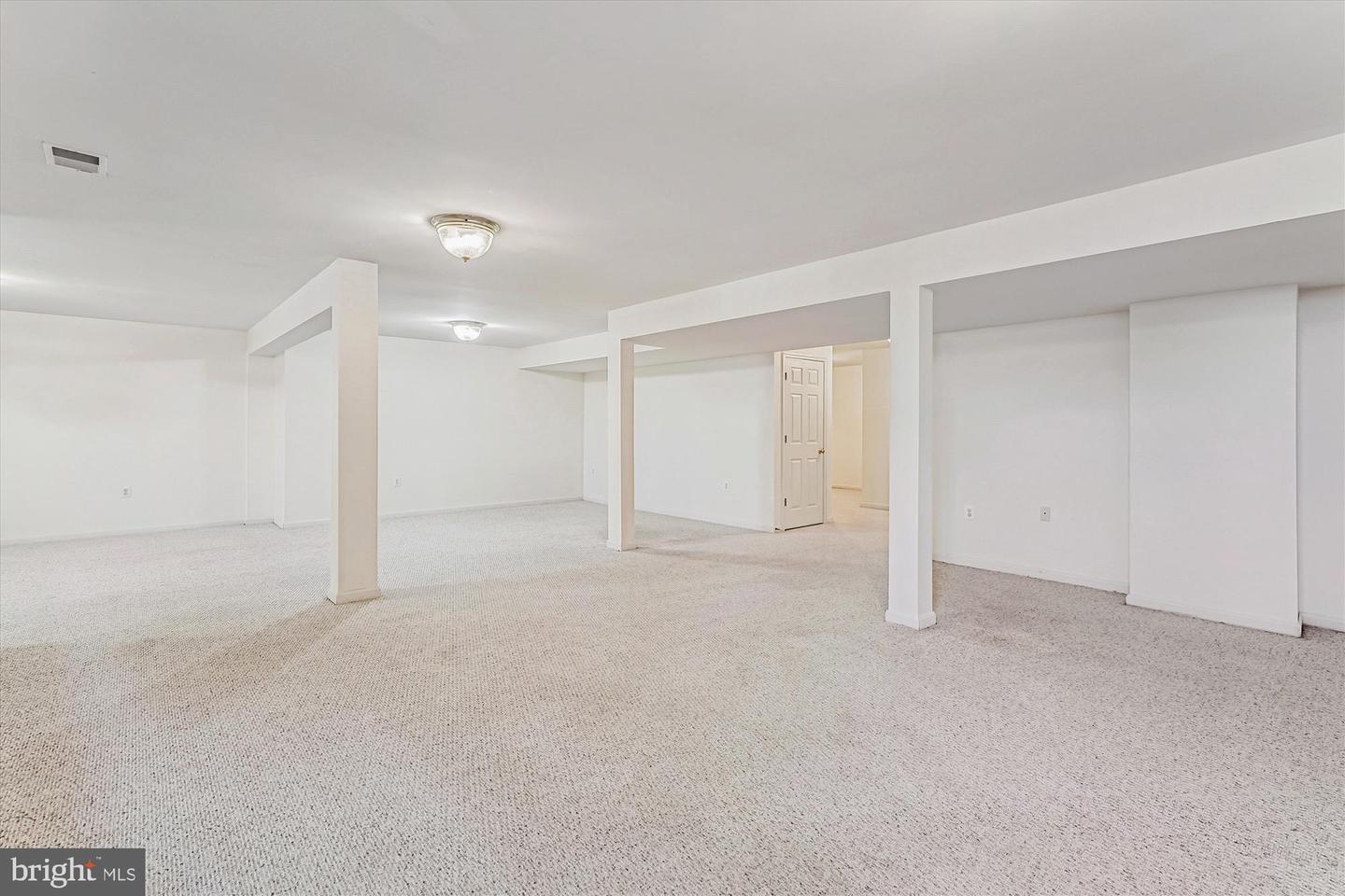 40941 SYCAMORE CREEK LN, LOVETTSVILLE, Virginia 20180, 4 Bedrooms Bedrooms, ,2 BathroomsBathrooms,Residential,For sale,40941 SYCAMORE CREEK LN,VALO2107214 MLS # VALO2107214