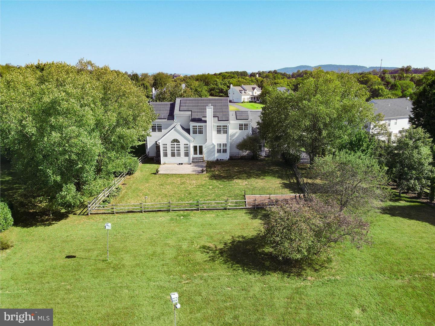 40941 SYCAMORE CREEK LN, LOVETTSVILLE, Virginia 20180, 4 Bedrooms Bedrooms, ,2 BathroomsBathrooms,Residential,For sale,40941 SYCAMORE CREEK LN,VALO2107214 MLS # VALO2107214