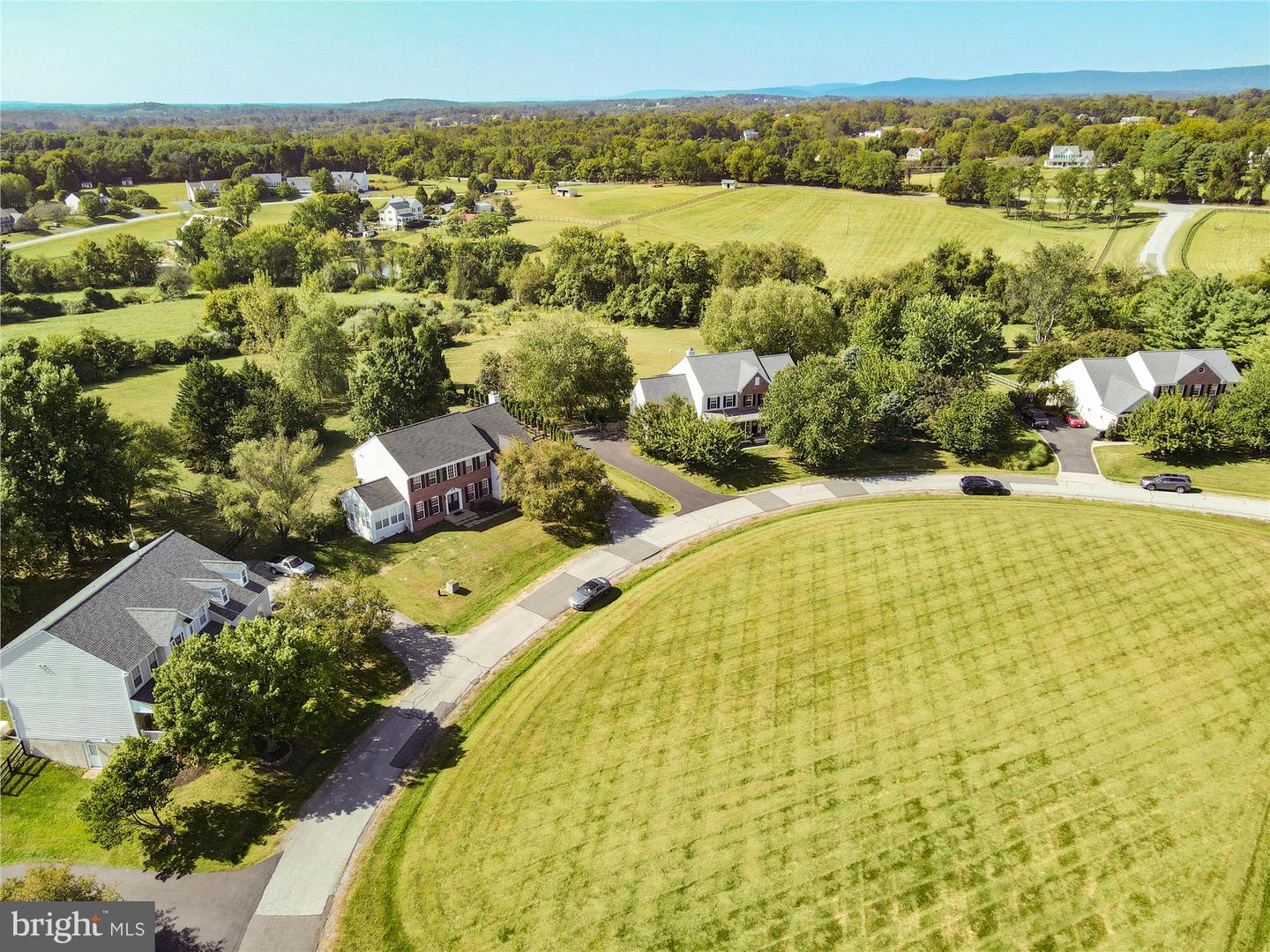 40941 SYCAMORE CREEK LN, LOVETTSVILLE, Virginia 20180, 4 Bedrooms Bedrooms, ,2 BathroomsBathrooms,Residential,For sale,40941 SYCAMORE CREEK LN,VALO2107214 MLS # VALO2107214