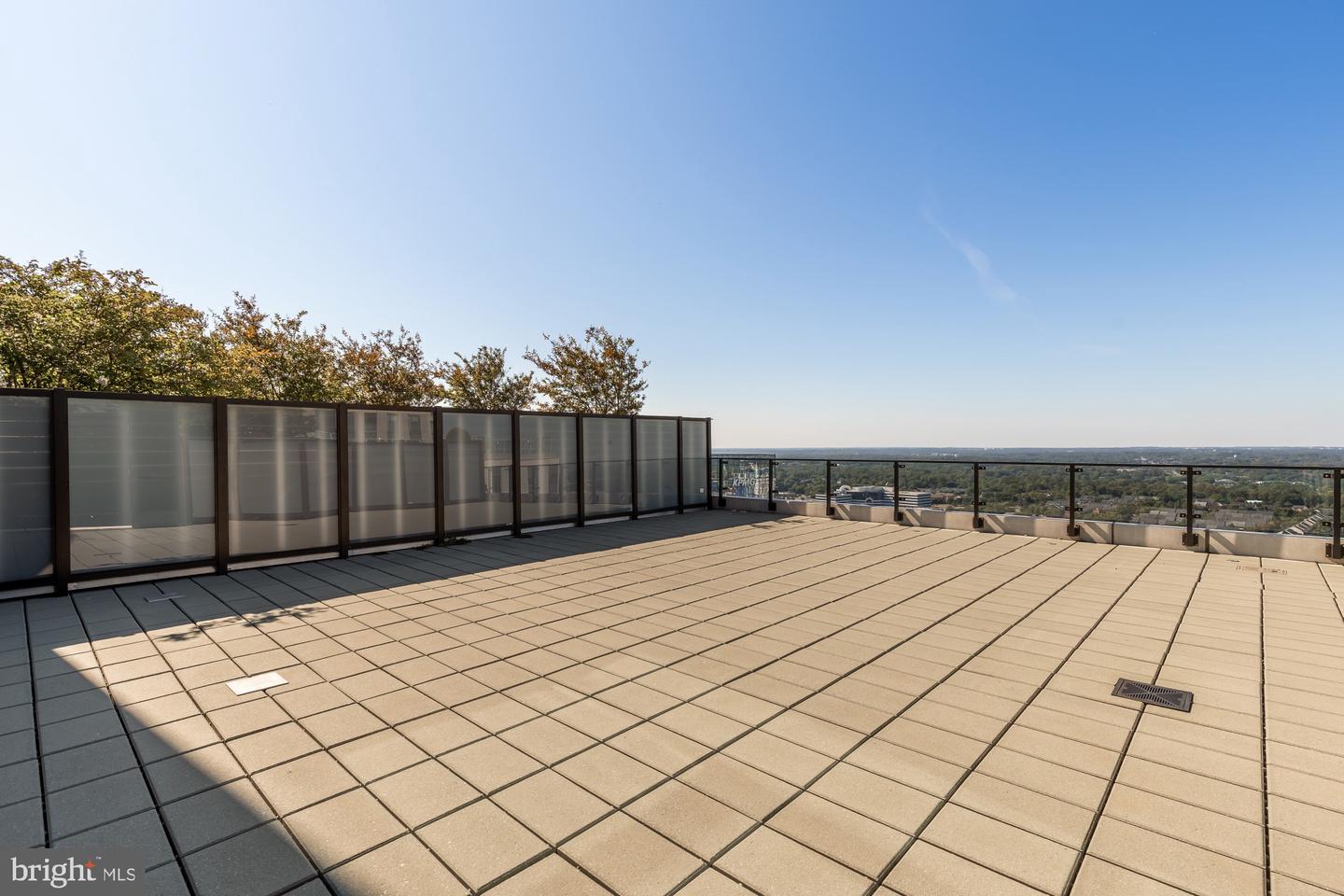 1650 SILVER HILL DR #1205, MCLEAN, Virginia 22102, 1 Bedroom Bedrooms, 4 Rooms Rooms,1 BathroomBathrooms,Residential,For sale,1650 SILVER HILL DR #1205,VAFX2268348 MLS # VAFX2268348
