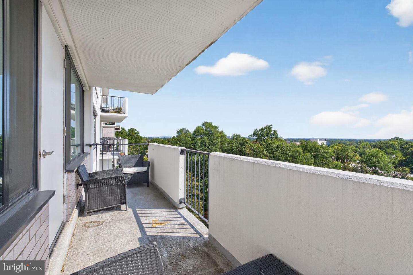 4501 ARLINGTON BLVD #715, ARLINGTON, Virginia 22203, 1 Bedroom Bedrooms, 2 Rooms Rooms,1 BathroomBathrooms,Residential,For sale,4501 ARLINGTON BLVD #715,VAAR2063958 MLS # VAAR2063958