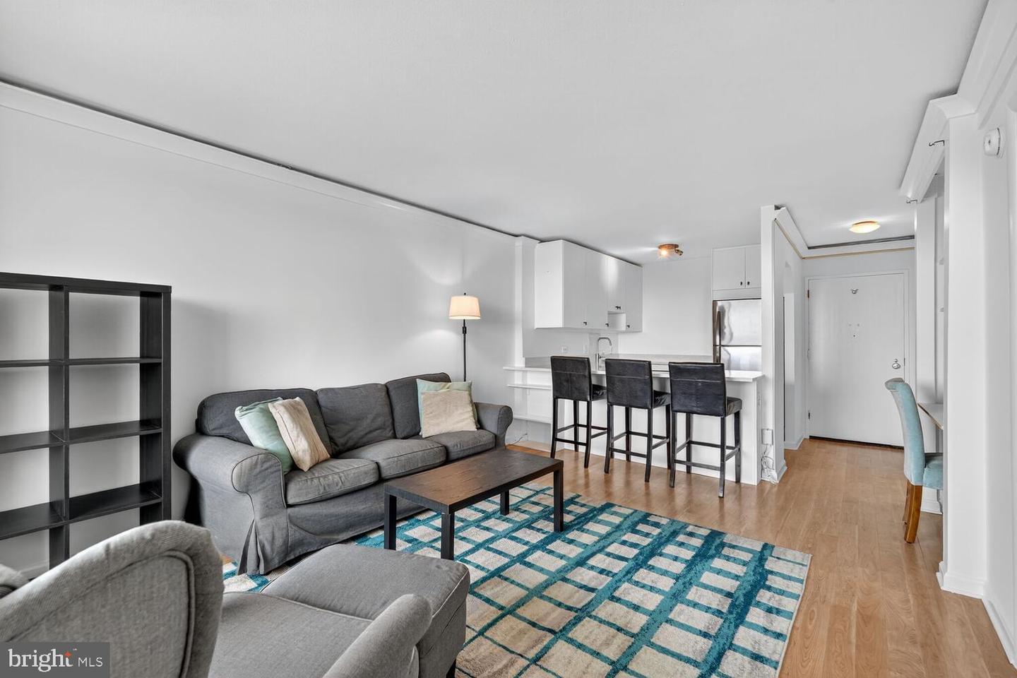 4501 ARLINGTON BLVD #715, ARLINGTON, Virginia 22203, 1 Bedroom Bedrooms, 2 Rooms Rooms,1 BathroomBathrooms,Residential,For sale,4501 ARLINGTON BLVD #715,VAAR2063958 MLS # VAAR2063958