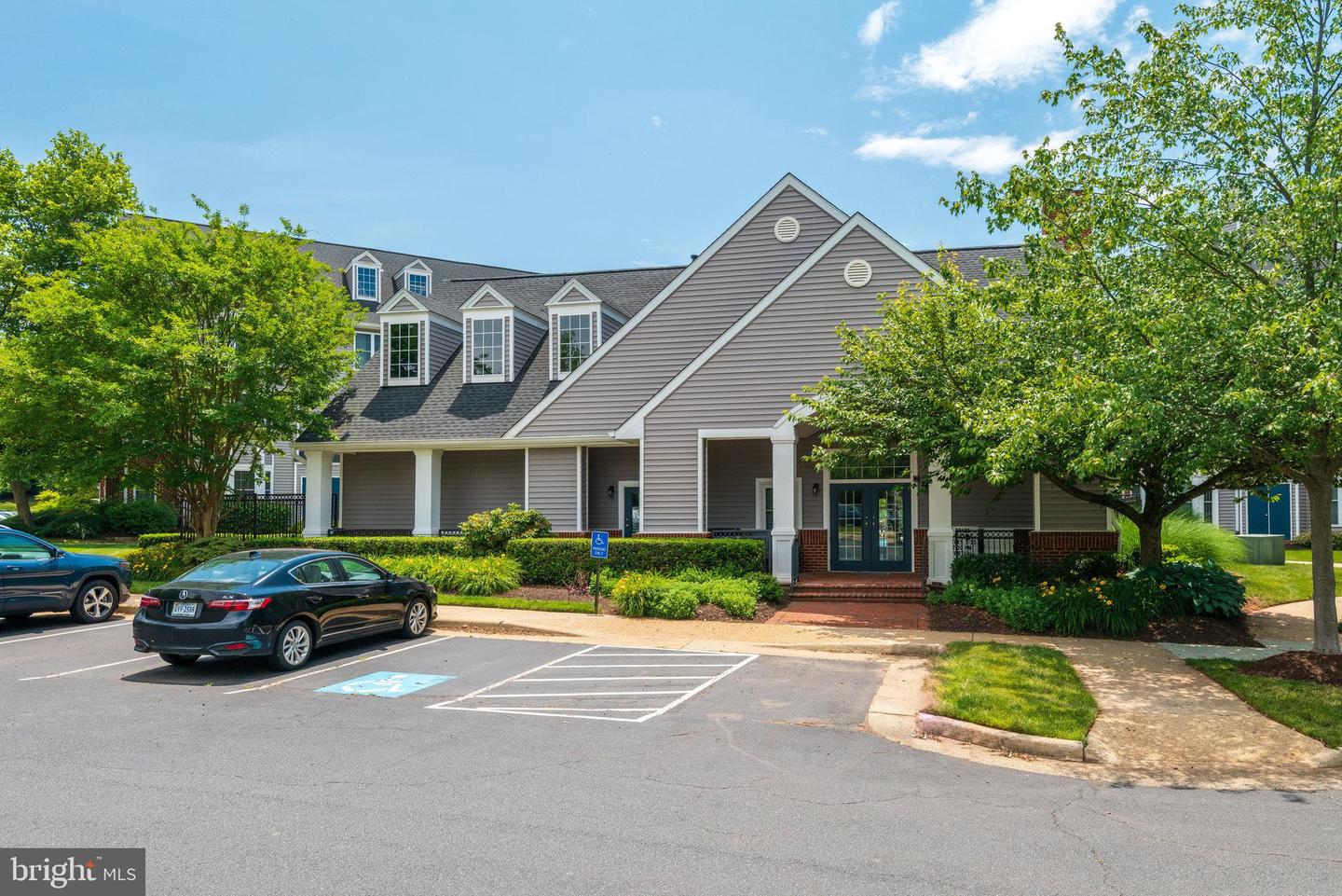 46606 DRYSDALE TER #101, STERLING, Virginia 20165, 2 Bedrooms Bedrooms, ,2 BathroomsBathrooms,Residential,For sale,46606 DRYSDALE TER #101,VALO2107258 MLS # VALO2107258