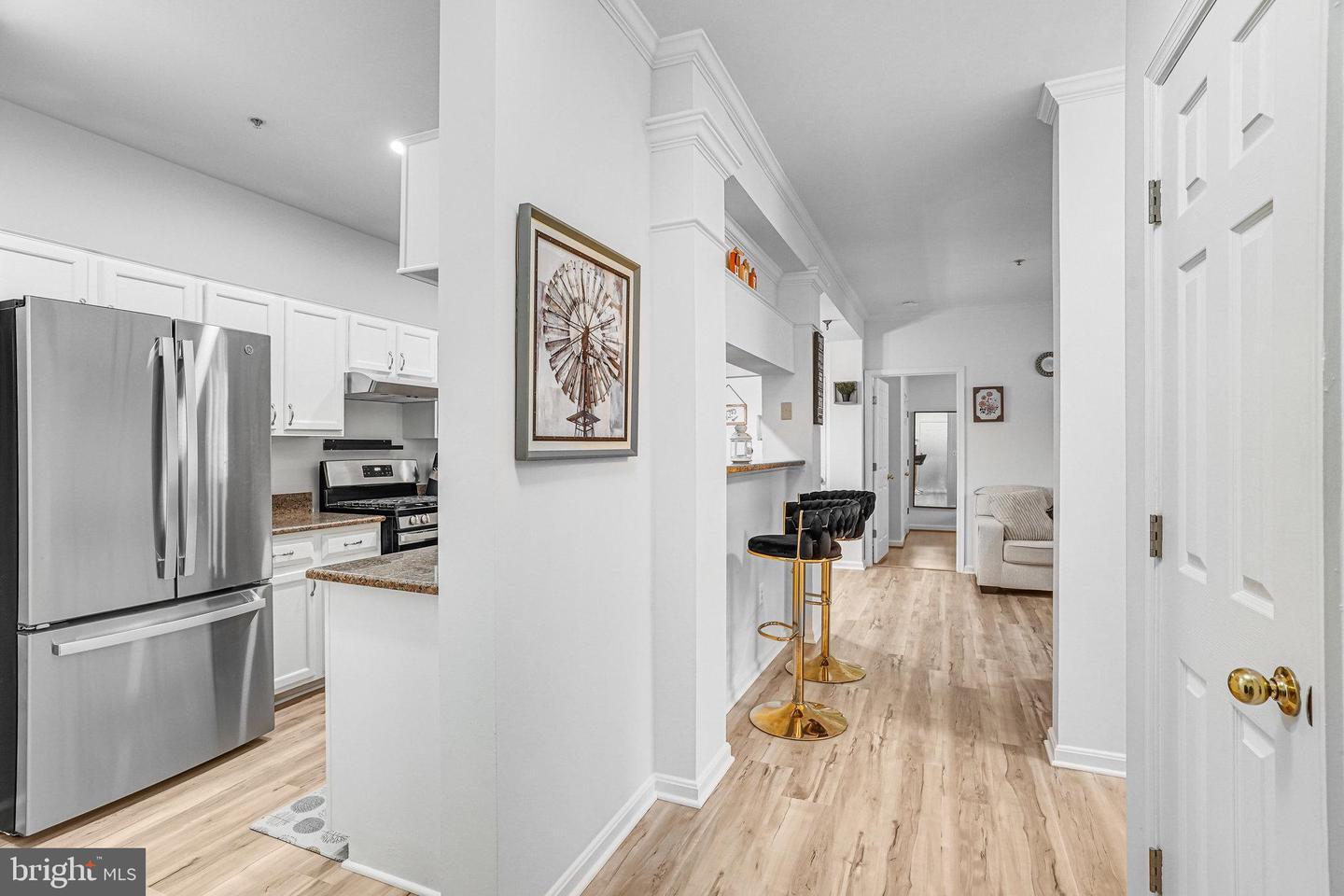 46606 DRYSDALE TER #101, STERLING, Virginia 20165, 2 Bedrooms Bedrooms, ,2 BathroomsBathrooms,Residential,For sale,46606 DRYSDALE TER #101,VALO2107258 MLS # VALO2107258