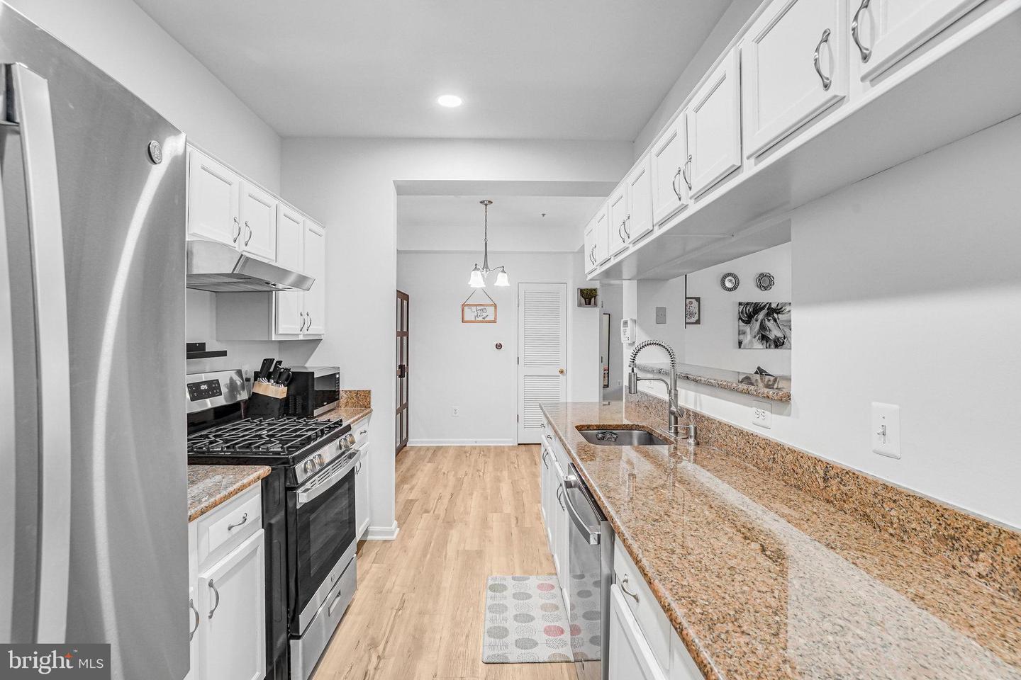 46606 DRYSDALE TER #101, STERLING, Virginia 20165, 2 Bedrooms Bedrooms, ,2 BathroomsBathrooms,Residential,For sale,46606 DRYSDALE TER #101,VALO2107258 MLS # VALO2107258