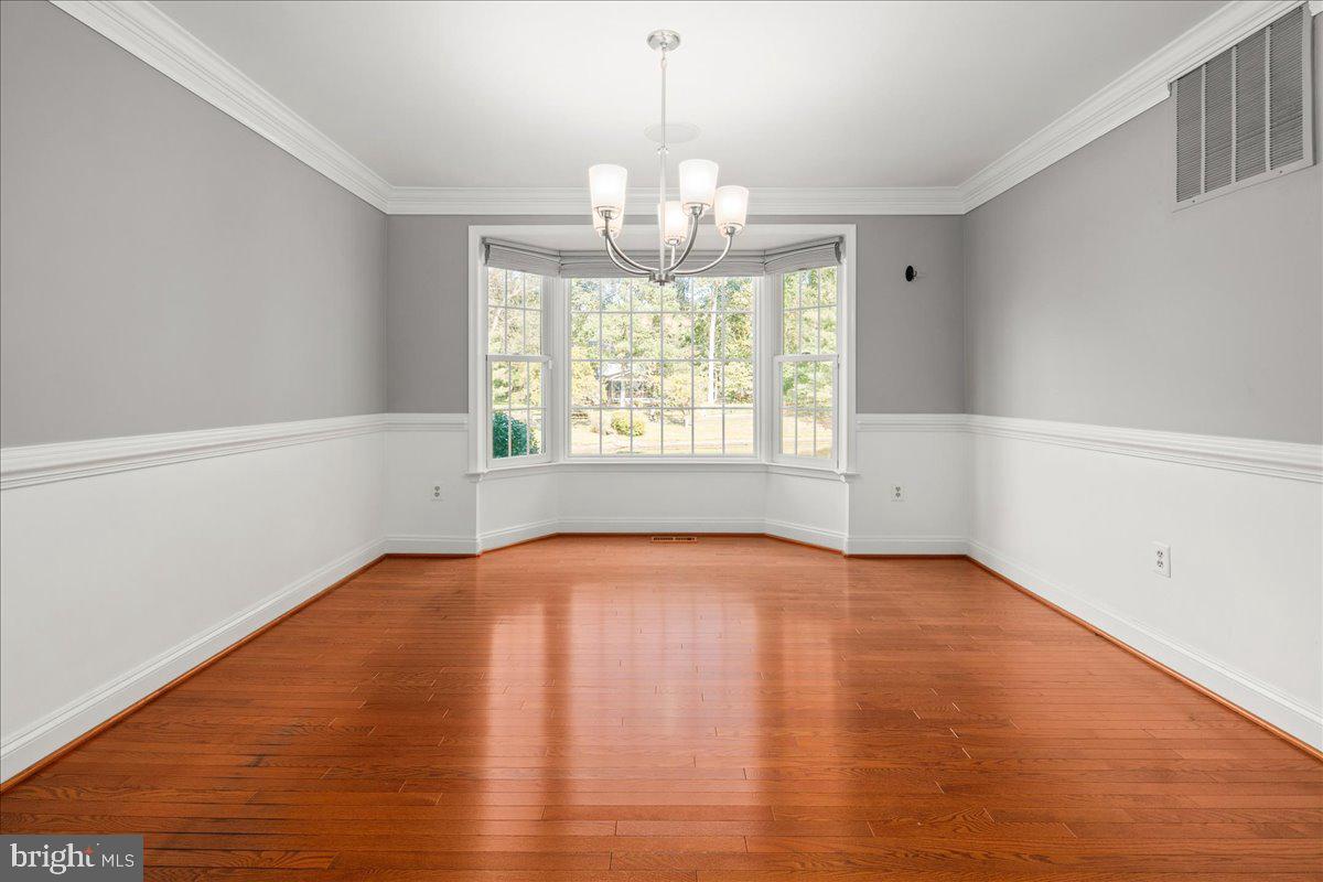 2953 BROOK MILL CT, HERNDON, Virginia 20171, 5 Bedrooms Bedrooms, ,3 BathroomsBathrooms,Residential,For sale,2953 BROOK MILL CT,VAFX2268460 MLS # VAFX2268460