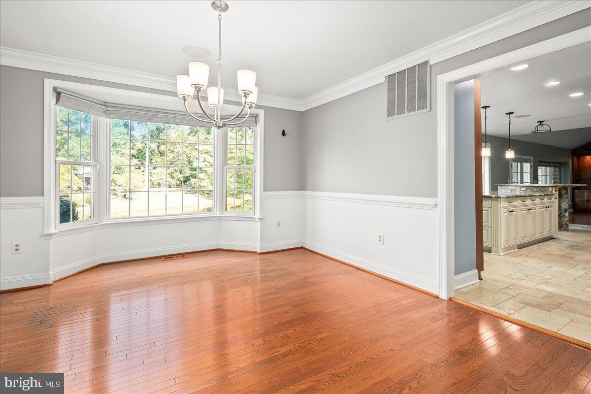 2953 BROOK MILL CT, HERNDON, Virginia 20171, 5 Bedrooms Bedrooms, ,3 BathroomsBathrooms,Residential,For sale,2953 BROOK MILL CT,VAFX2268460 MLS # VAFX2268460