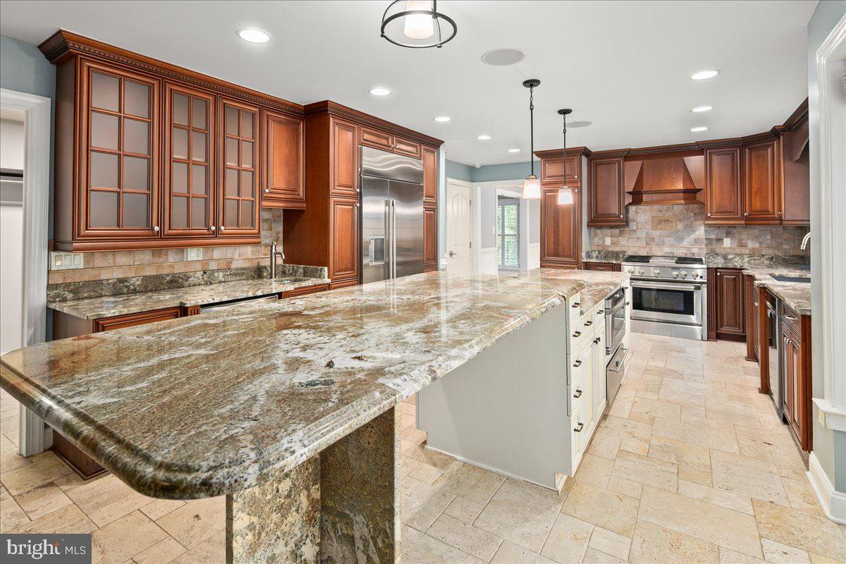 2953 BROOK MILL CT, HERNDON, Virginia 20171, 5 Bedrooms Bedrooms, ,3 BathroomsBathrooms,Residential,For sale,2953 BROOK MILL CT,VAFX2268460 MLS # VAFX2268460