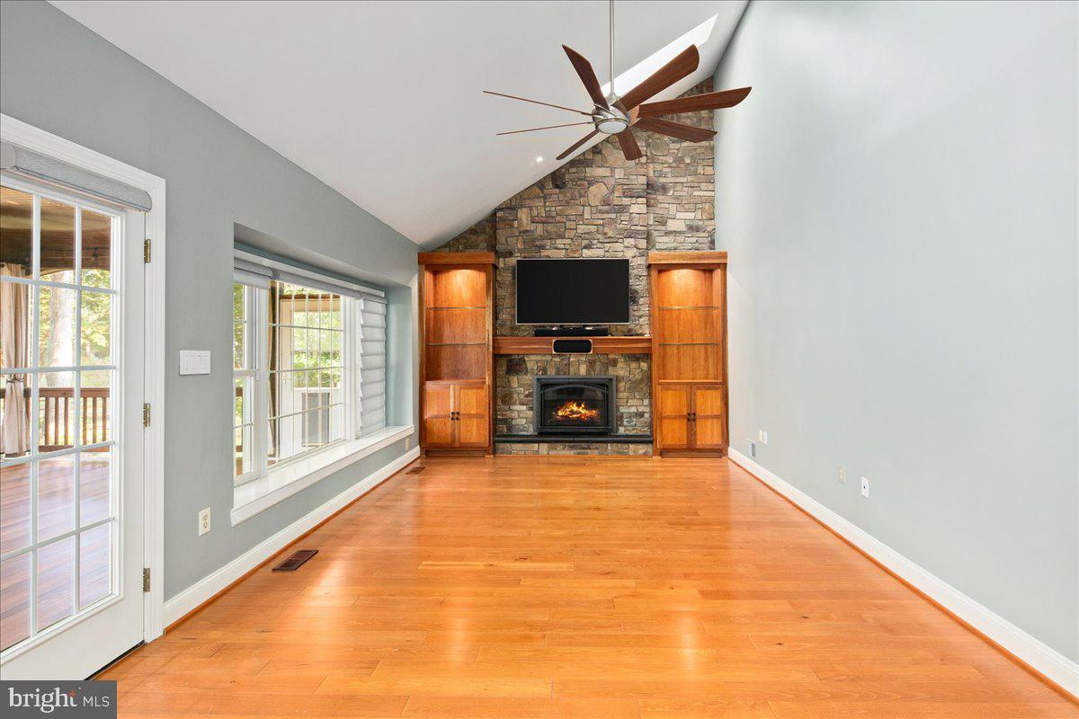 2953 BROOK MILL CT, HERNDON, Virginia 20171, 5 Bedrooms Bedrooms, ,3 BathroomsBathrooms,Residential,For sale,2953 BROOK MILL CT,VAFX2268460 MLS # VAFX2268460