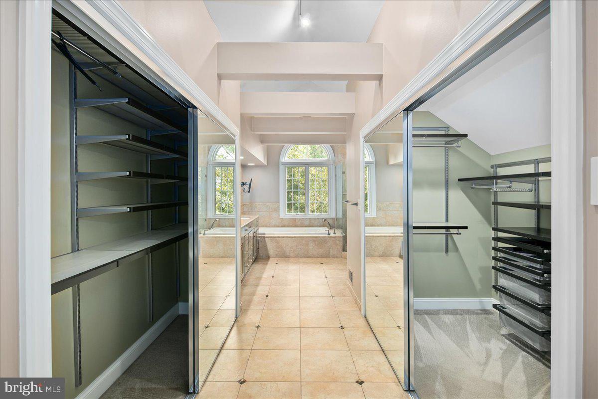 2953 BROOK MILL CT, HERNDON, Virginia 20171, 5 Bedrooms Bedrooms, ,3 BathroomsBathrooms,Residential,For sale,2953 BROOK MILL CT,VAFX2268460 MLS # VAFX2268460