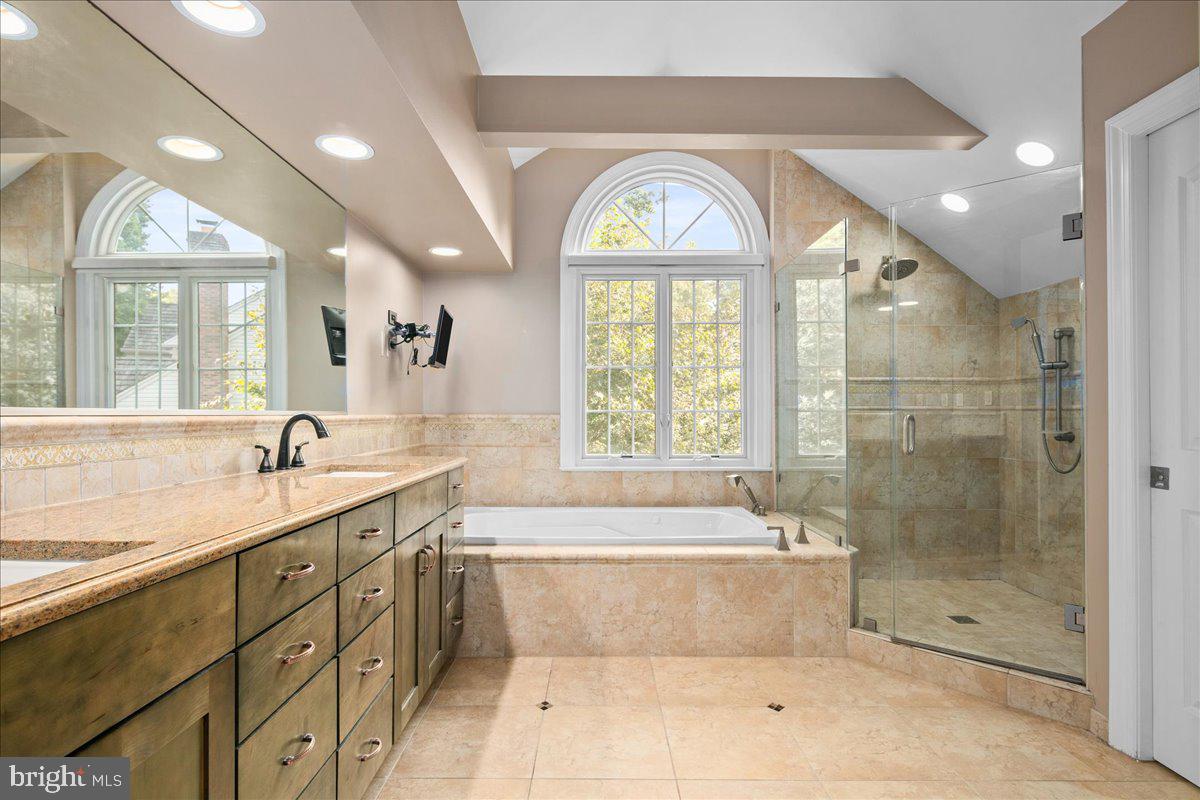 2953 BROOK MILL CT, HERNDON, Virginia 20171, 5 Bedrooms Bedrooms, ,3 BathroomsBathrooms,Residential,For sale,2953 BROOK MILL CT,VAFX2268460 MLS # VAFX2268460