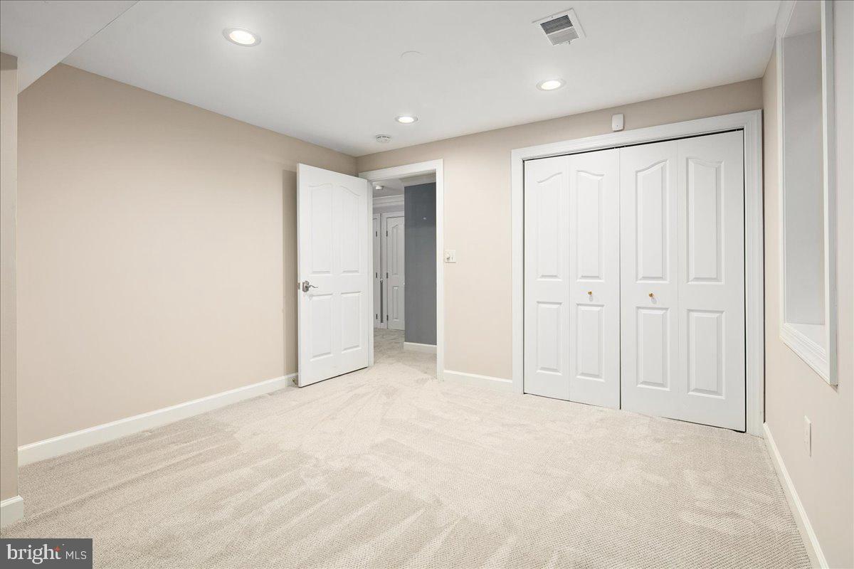 2953 BROOK MILL CT, HERNDON, Virginia 20171, 5 Bedrooms Bedrooms, ,3 BathroomsBathrooms,Residential,For sale,2953 BROOK MILL CT,VAFX2268460 MLS # VAFX2268460