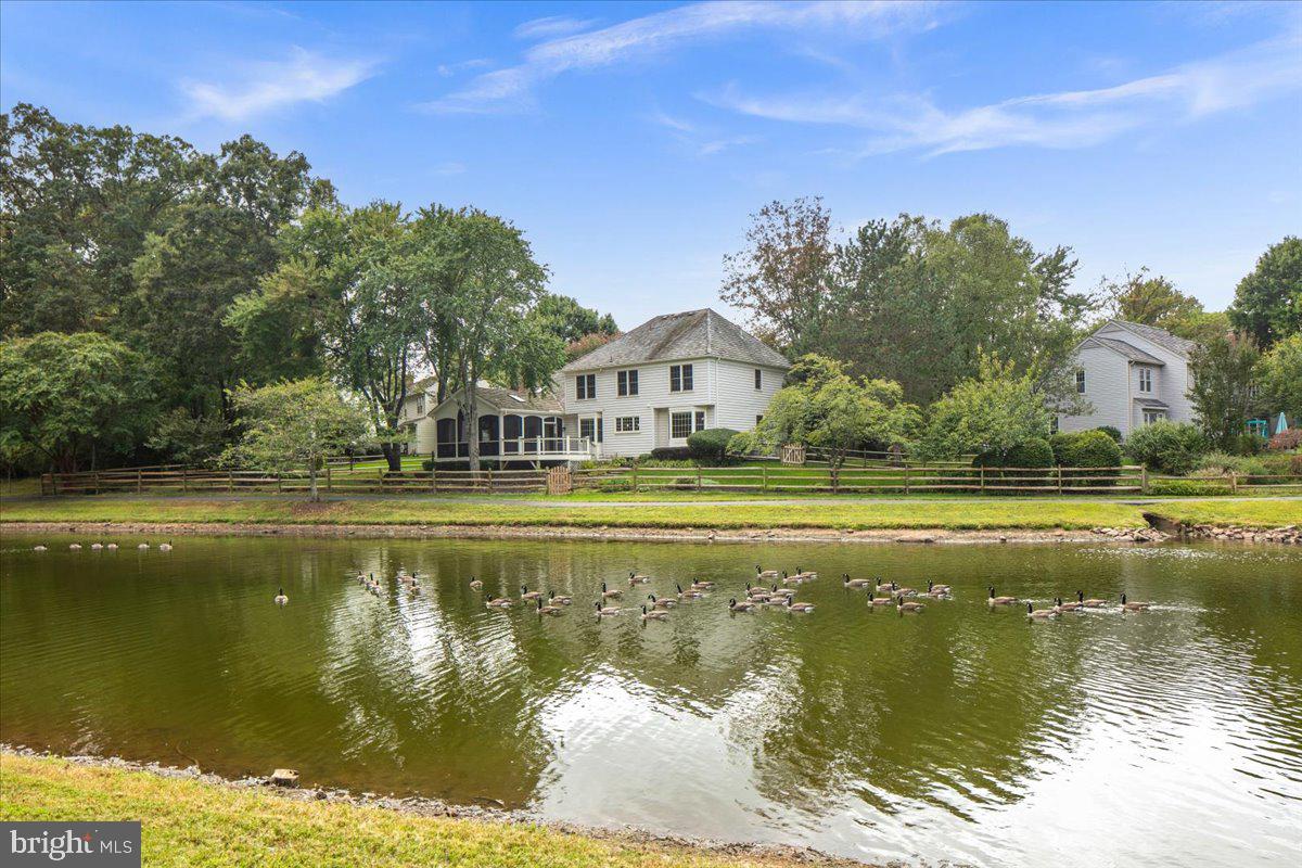 2953 BROOK MILL CT, HERNDON, Virginia 20171, 5 Bedrooms Bedrooms, ,3 BathroomsBathrooms,Residential,For sale,2953 BROOK MILL CT,VAFX2268460 MLS # VAFX2268460