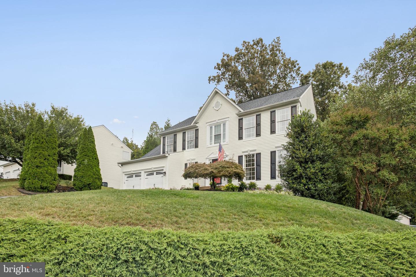 12126 KINGSWOOD BLVD, FREDERICKSBURG, Virginia 22408, 5 Bedrooms Bedrooms, ,2 BathroomsBathrooms,Residential,For sale,12126 KINGSWOOD BLVD,VASP2036390 MLS # VASP2036390